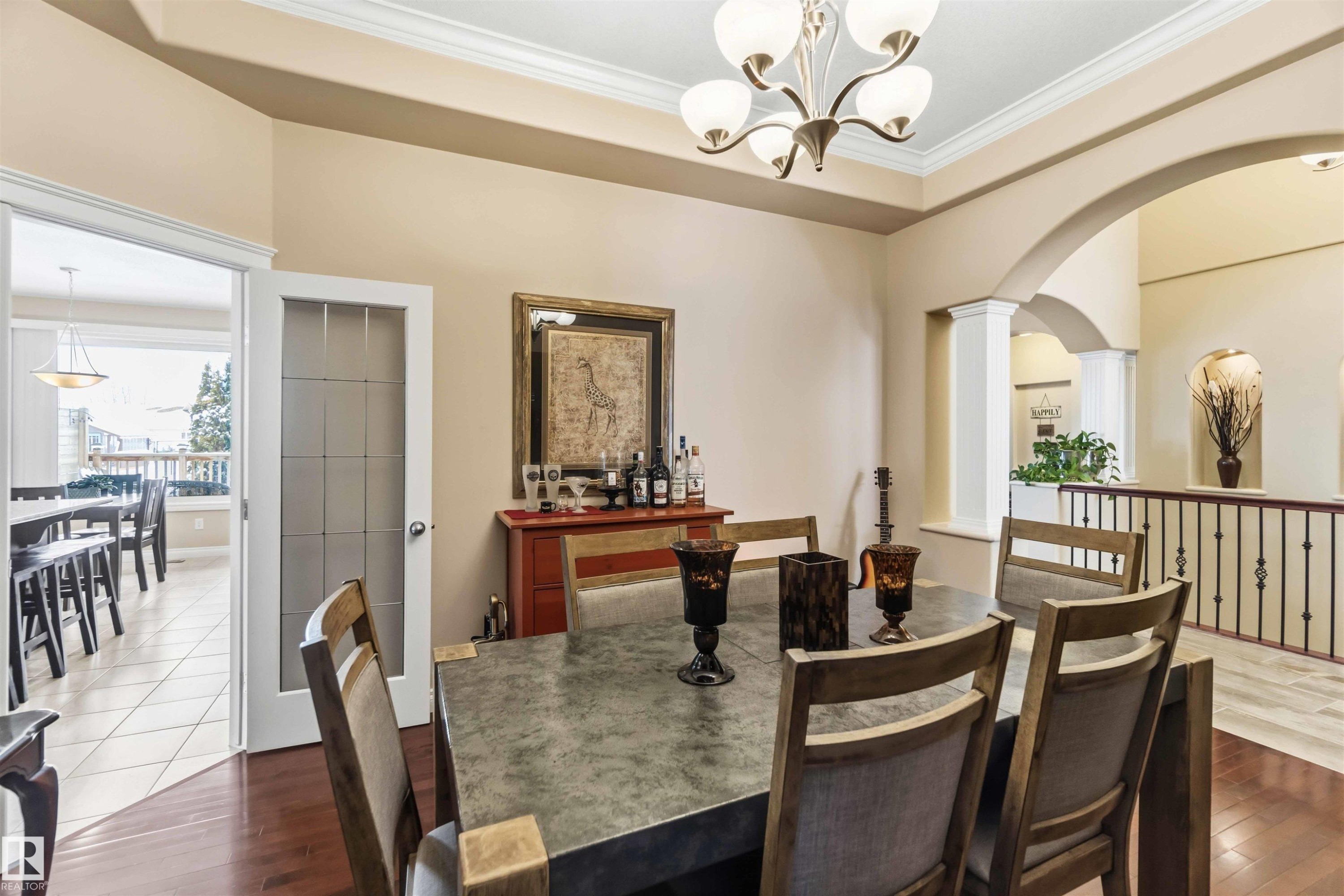 40 Landing Trails Drive, Gibbons, AB - Indoor Photo Showing Dining Room