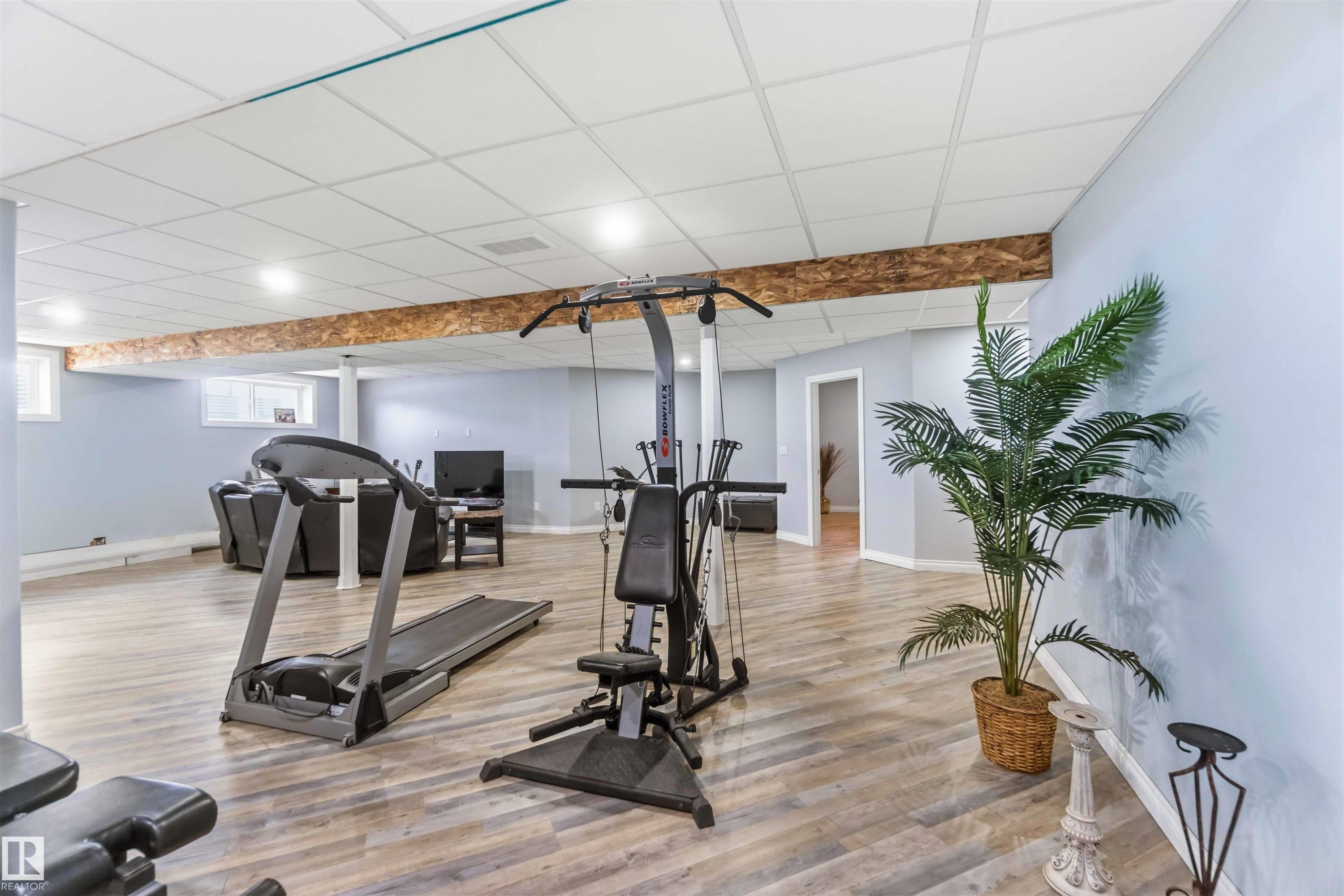 40 Landing Trails Drive, Gibbons, AB - Indoor Photo Showing Gym Room