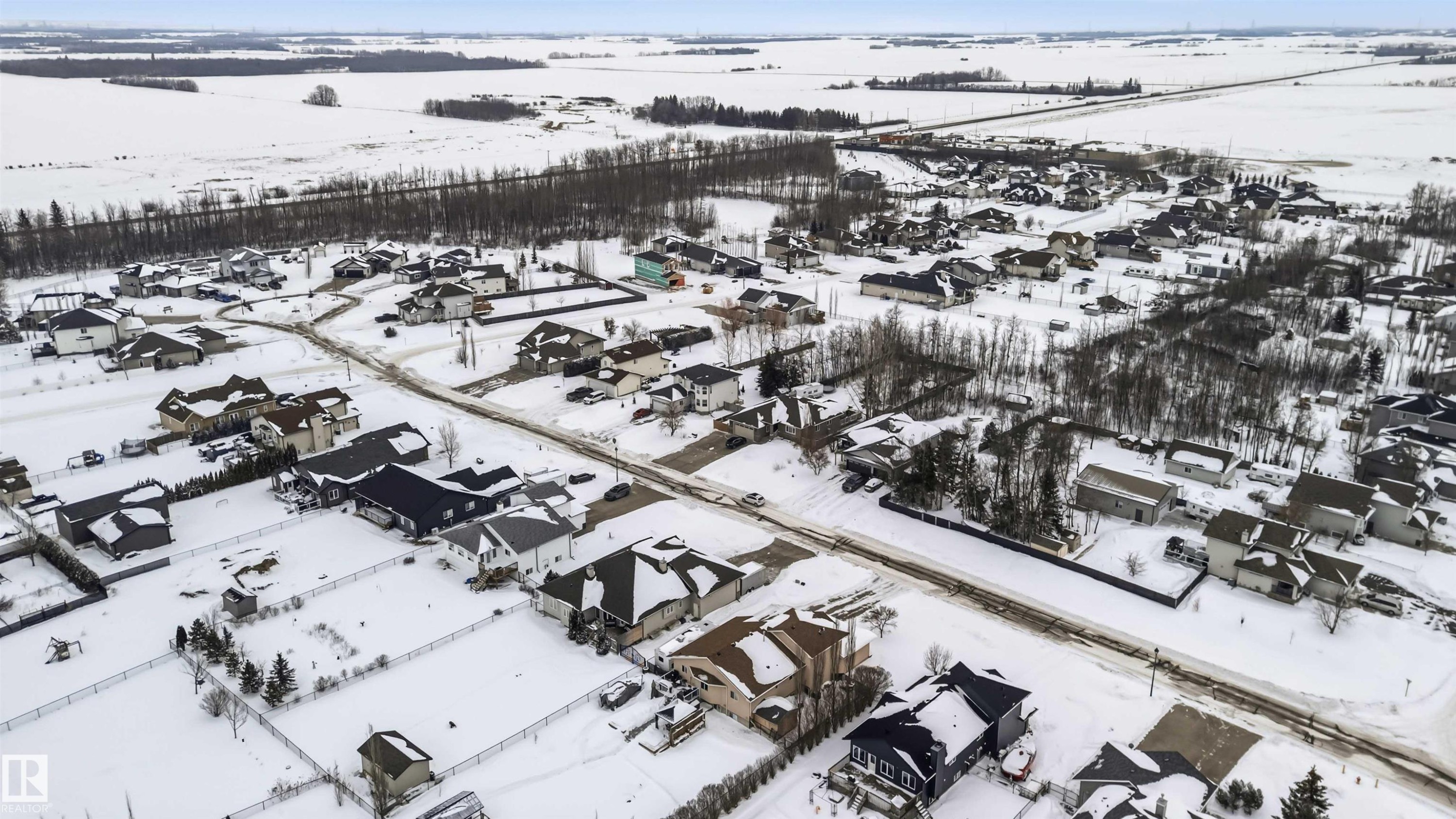 40 Landing Trails Drive, Gibbons, AB - Outdoor With View