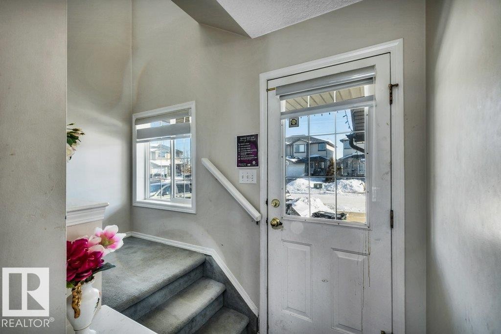 2920 30 Street, Edmonton, AB - Indoor Photo Showing Other Room