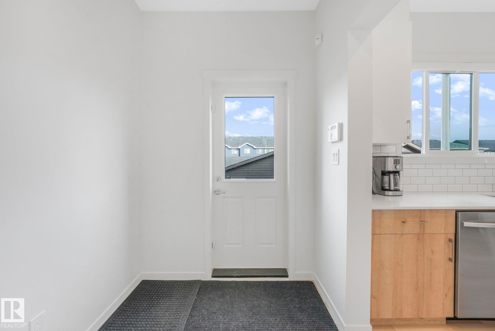 7182 177A Avenue, Edmonton, AB - Indoor Photo Showing Other Room