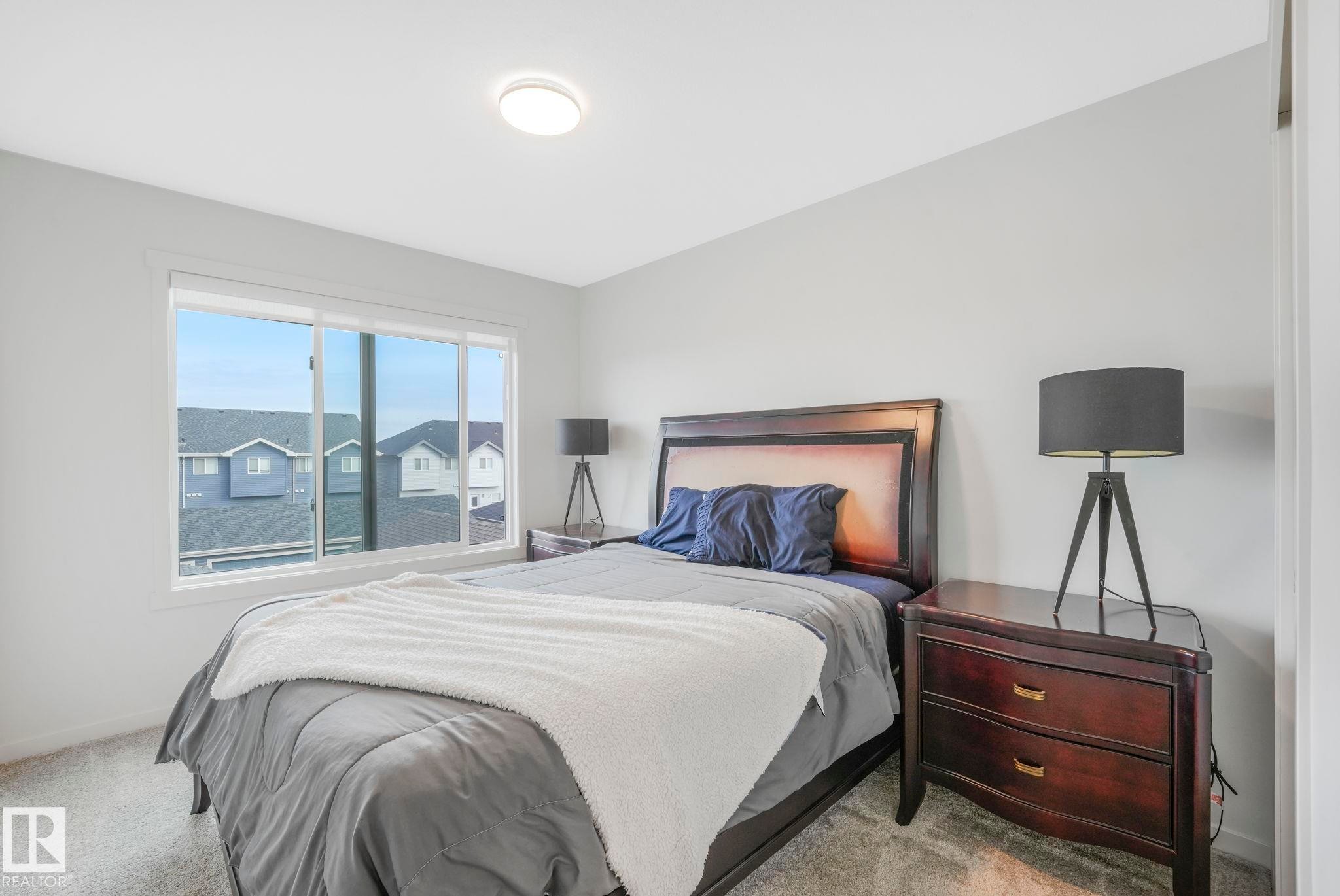 7182 177A Avenue, Edmonton, AB - Indoor Photo Showing Bedroom
