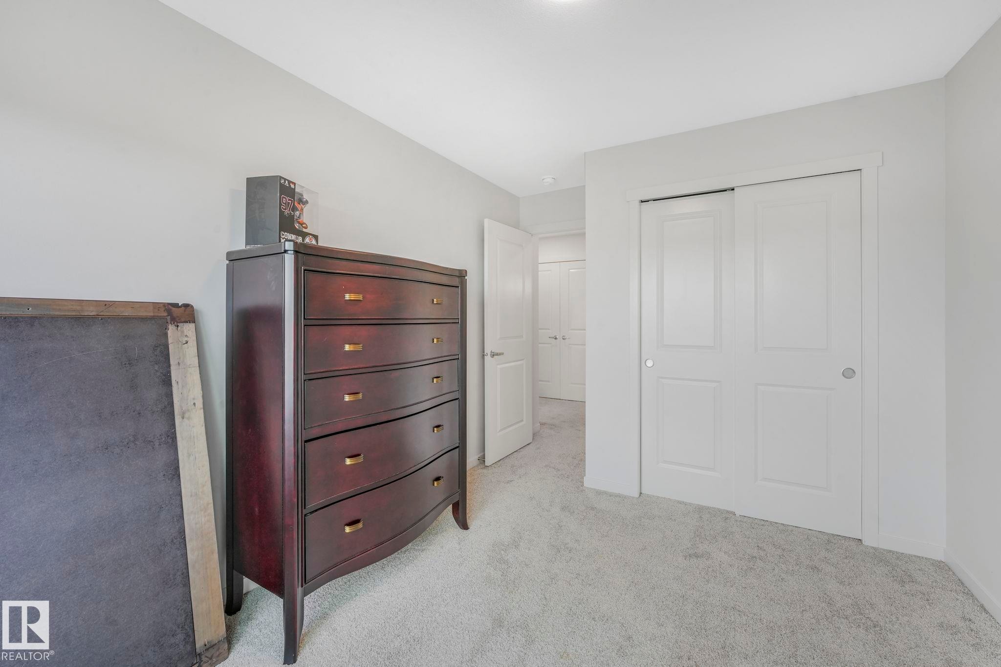 7182 177A Avenue, Edmonton, AB - Indoor