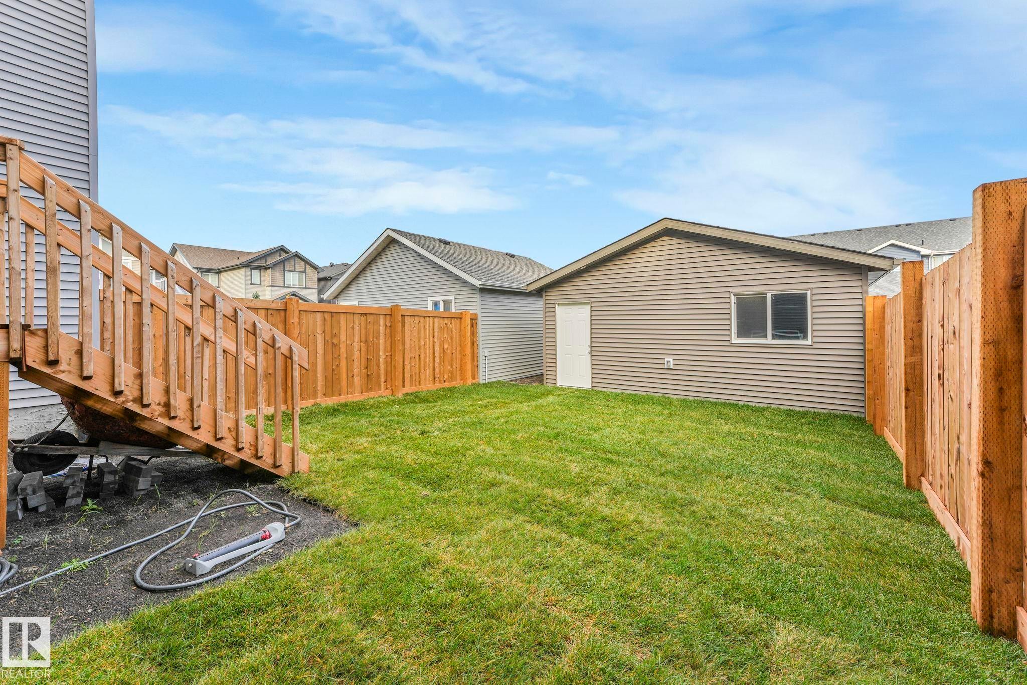 7182 177A Avenue, Edmonton, AB - Outdoor