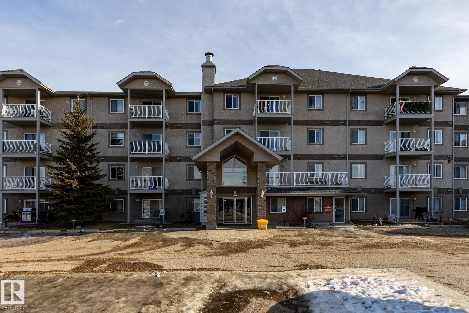 317 240 Spruce Ridge Road, Spruce Grove, AB - Outdoor With Balcony With Facade