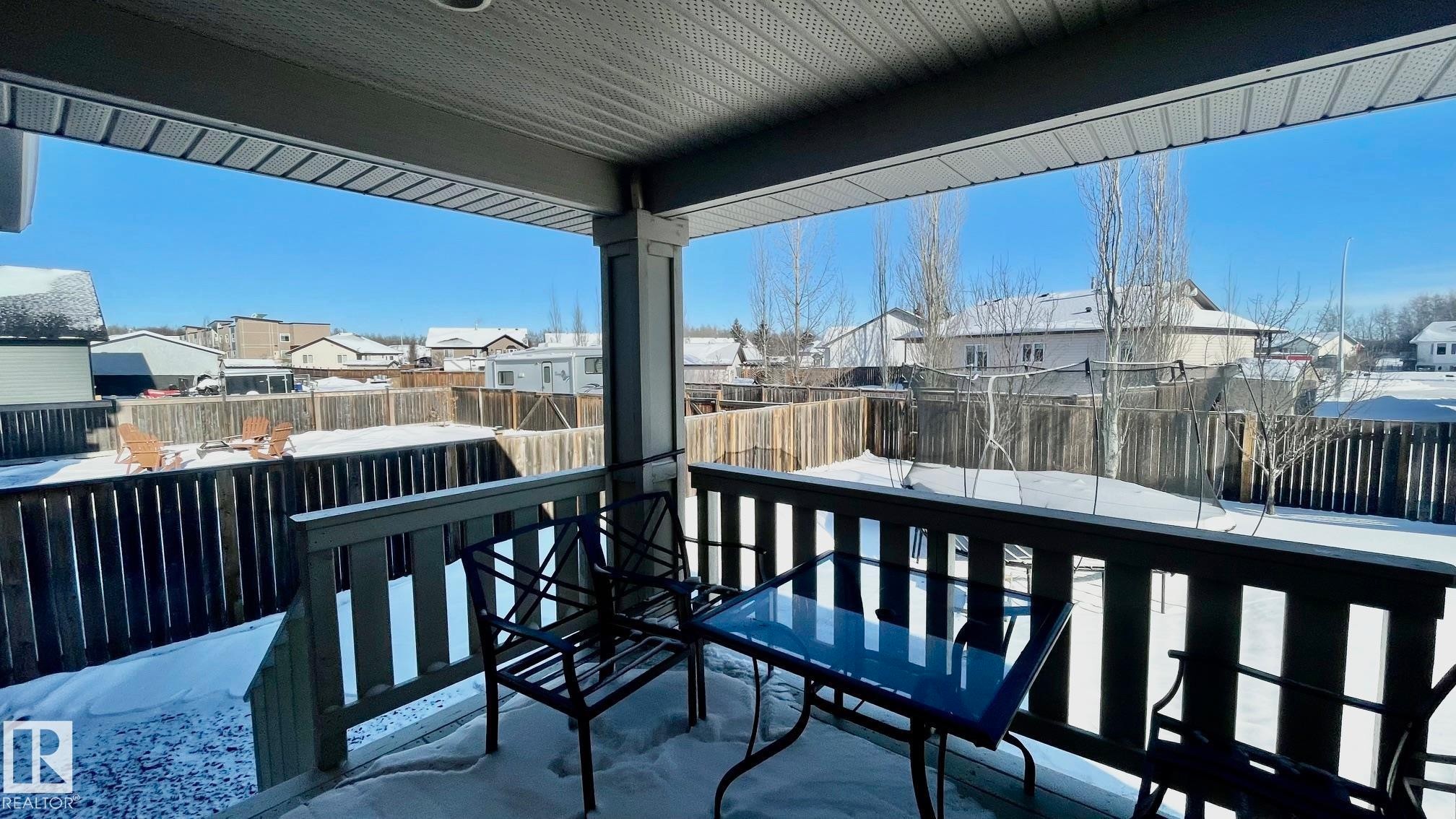 5322 55 Avenue, Bashaw, AB - Outdoor With Exterior