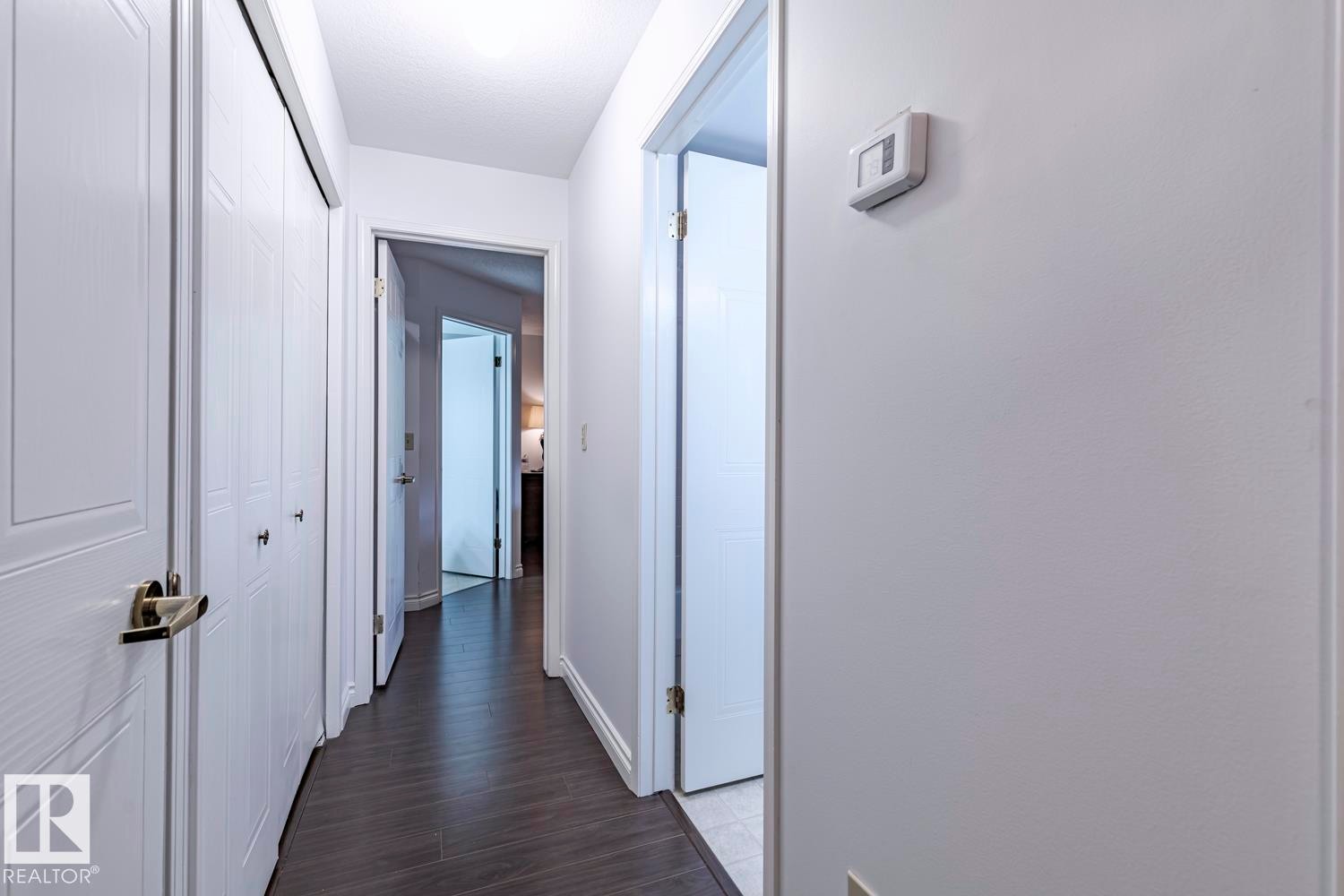 516 3 Perron Street, St. Albert, AB - Indoor Photo Showing Other Room