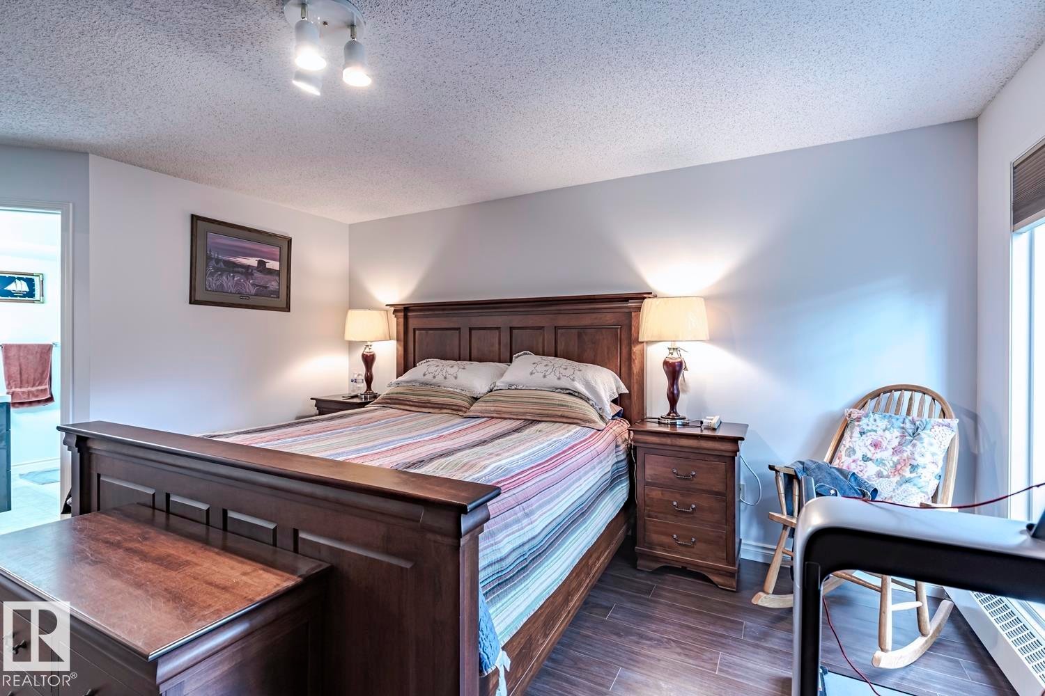 516 3 Perron Street, St. Albert, AB - Indoor Photo Showing Bedroom