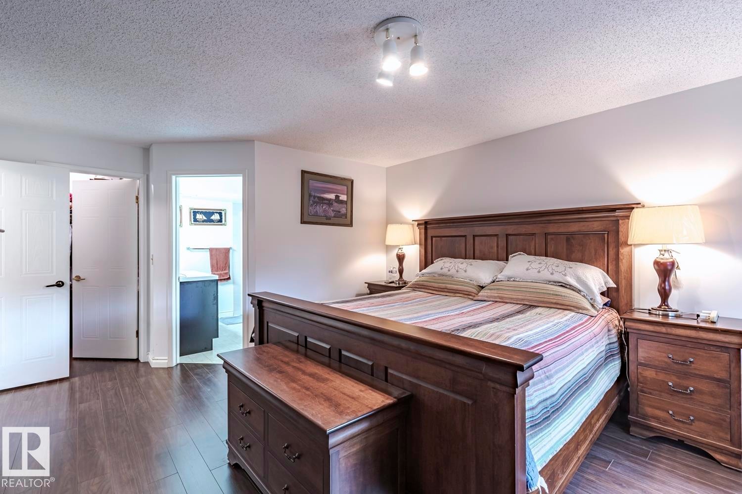 516 3 Perron Street, St. Albert, AB - Indoor Photo Showing Bedroom