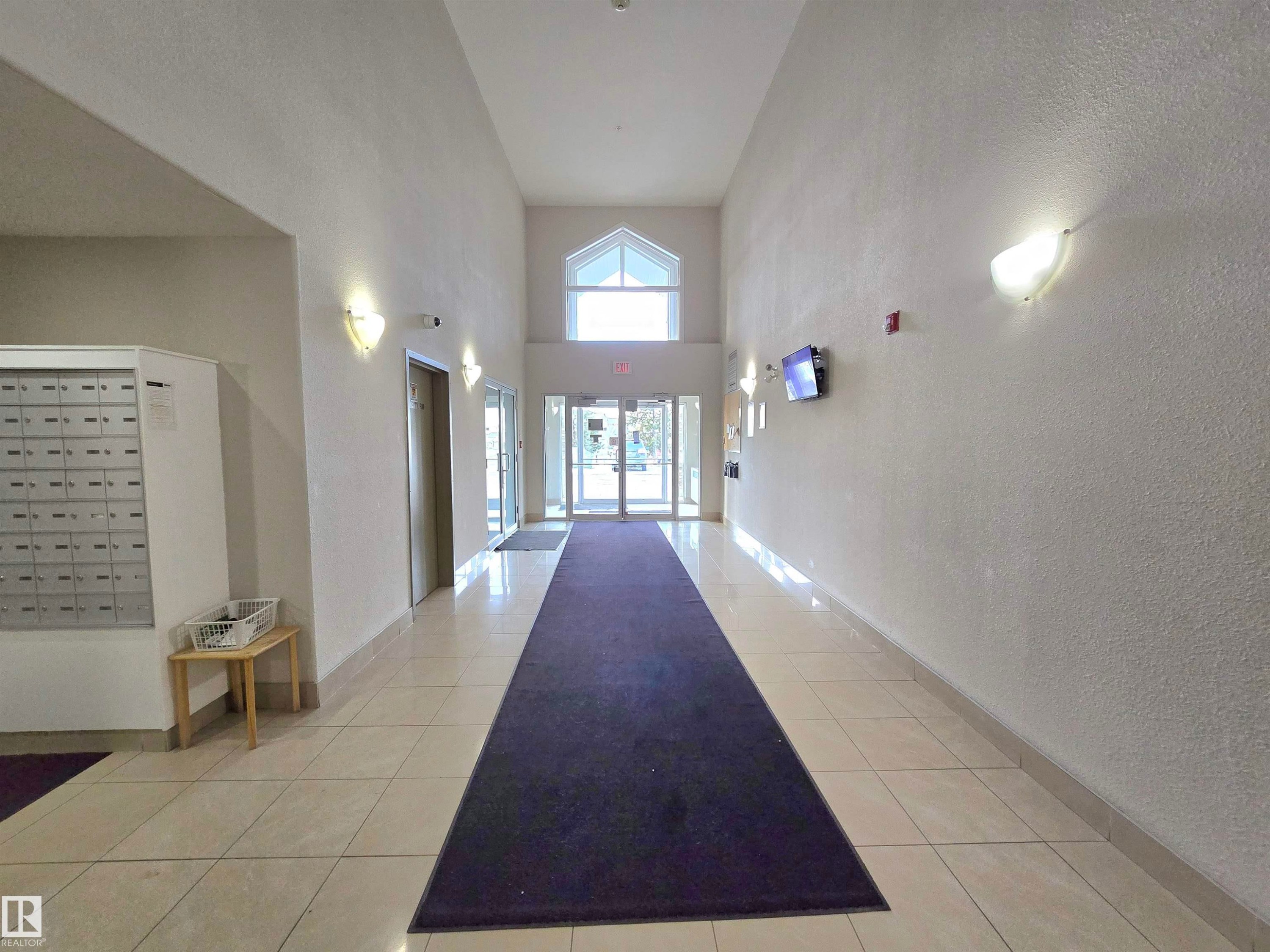 204 240 Spruce Ridge Road, Spruce Grove, AB - Indoor Photo Showing Other Room