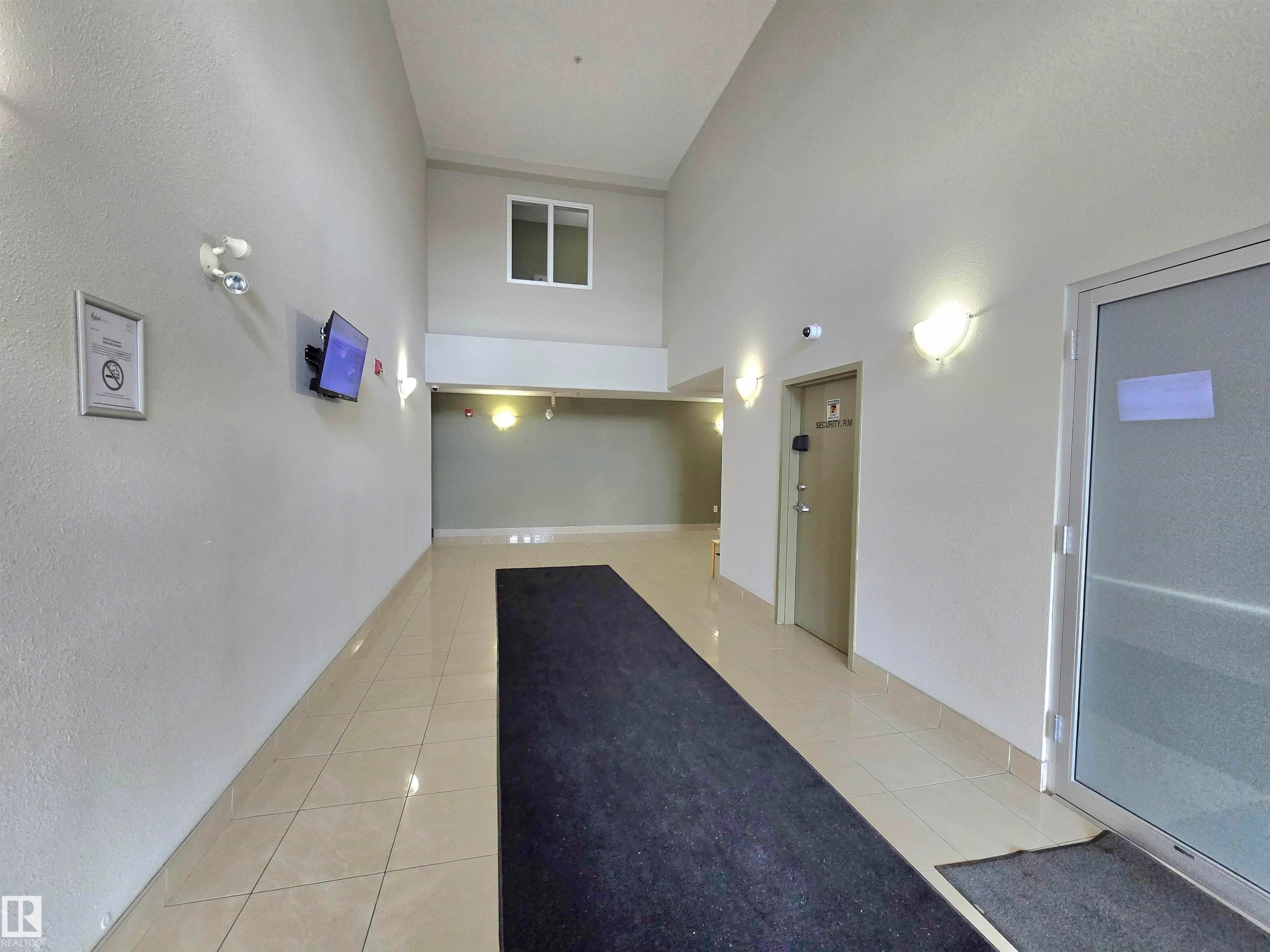 204 240 Spruce Ridge Road, Spruce Grove, AB - Indoor Photo Showing Other Room