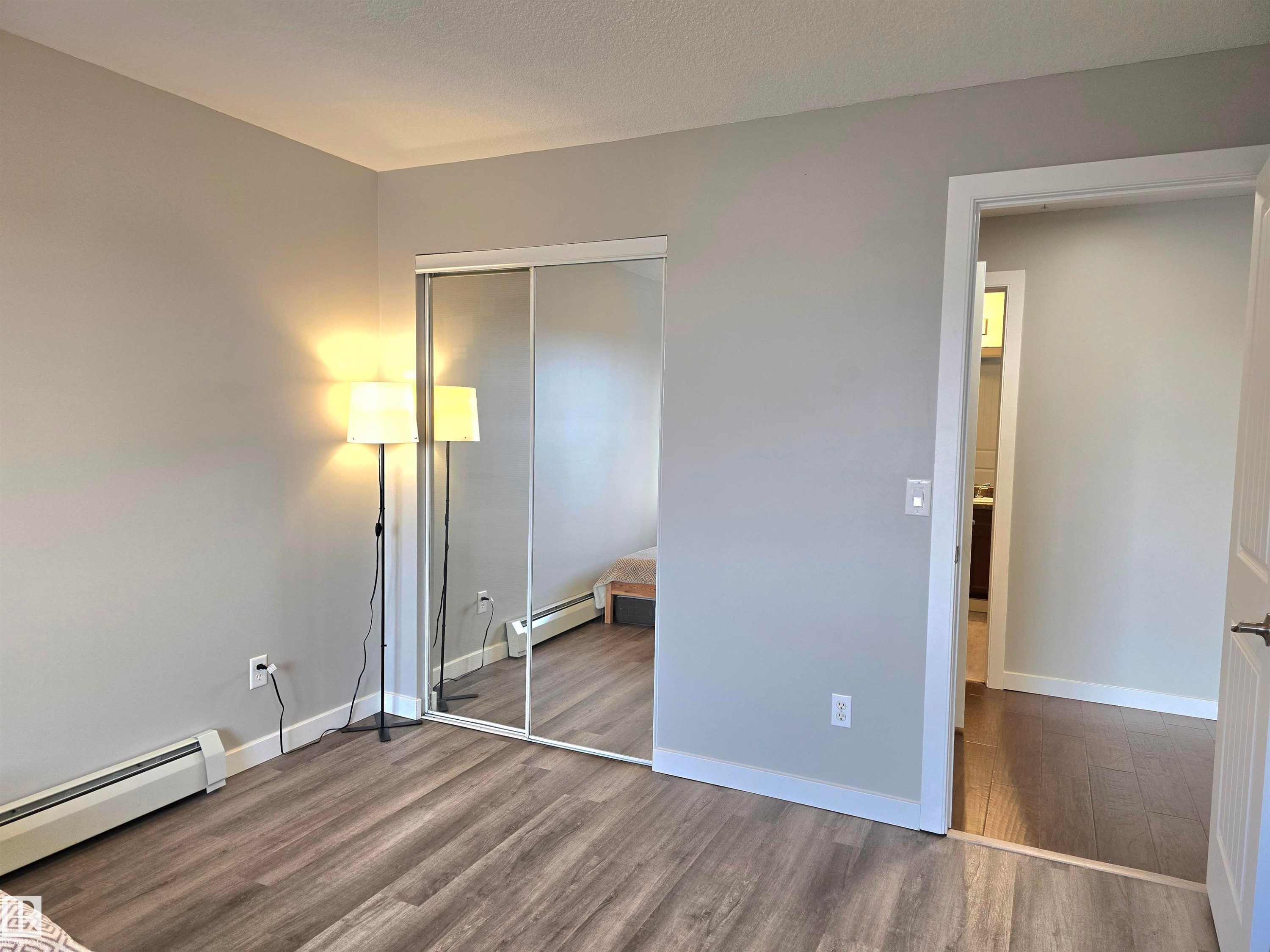 204 240 Spruce Ridge Road, Spruce Grove, AB - Indoor