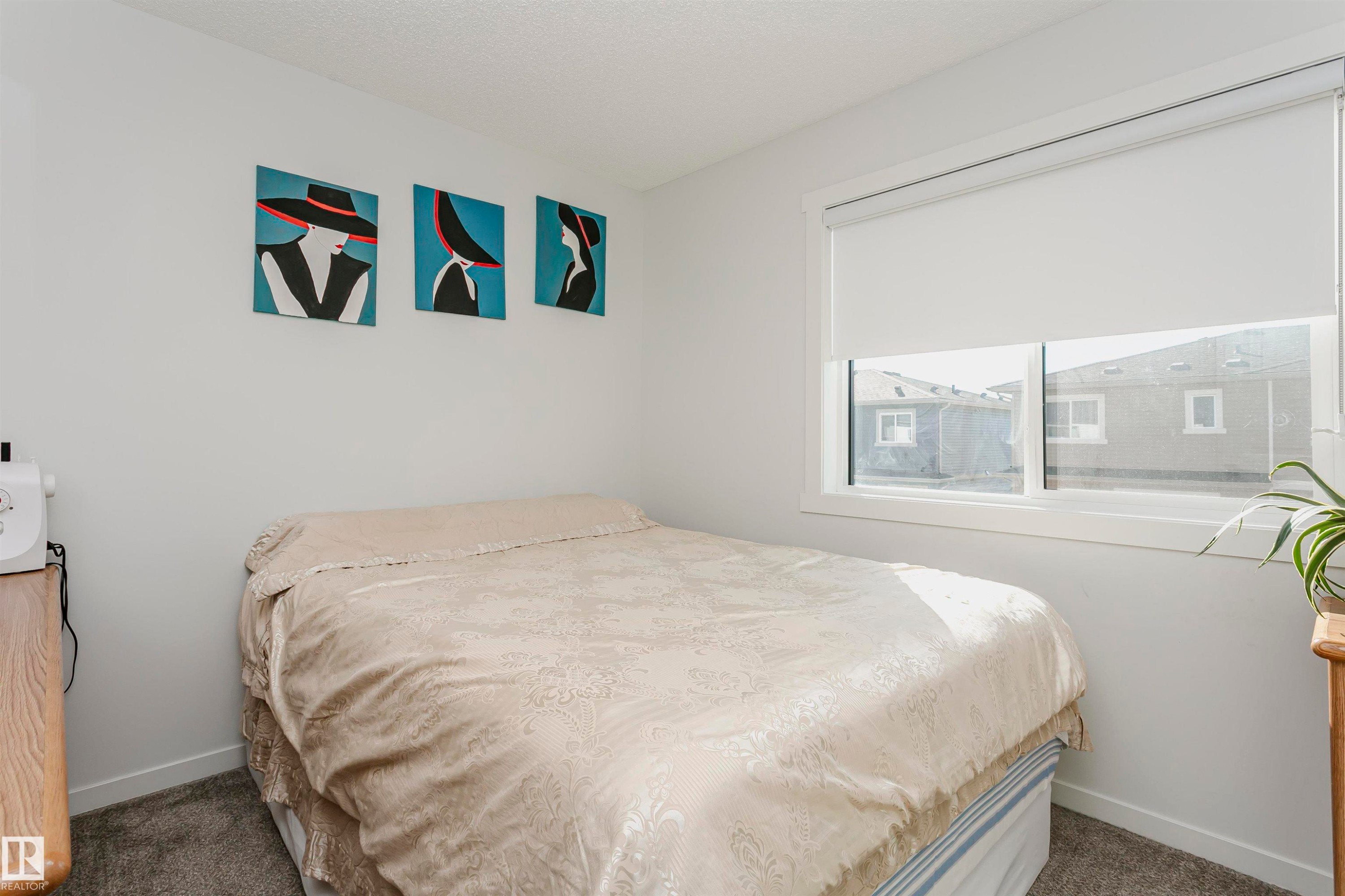 19627 28 Avenue, Edmonton, AB - Indoor Photo Showing Bedroom