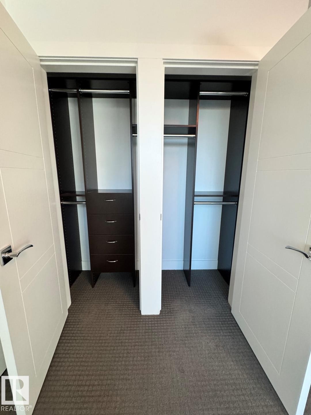 505 11969 Jasper Avenue, Edmonton, AB - Indoor