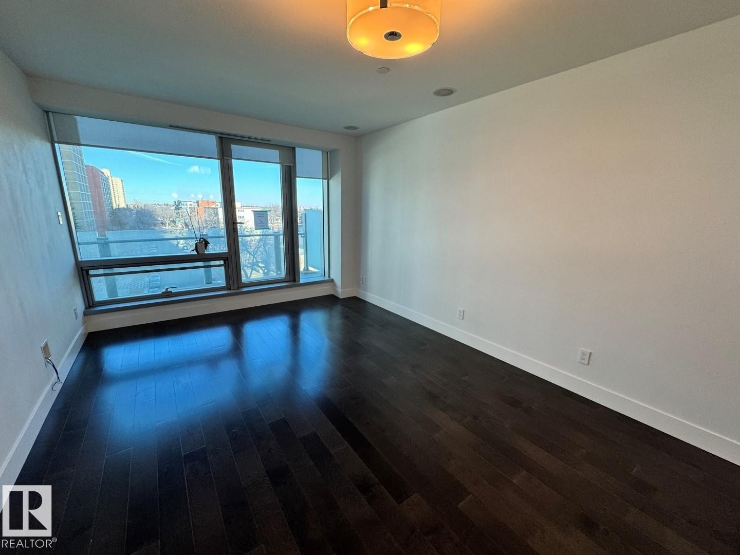 505 11969 Jasper Avenue, Edmonton, AB - Indoor Photo Showing Other Room