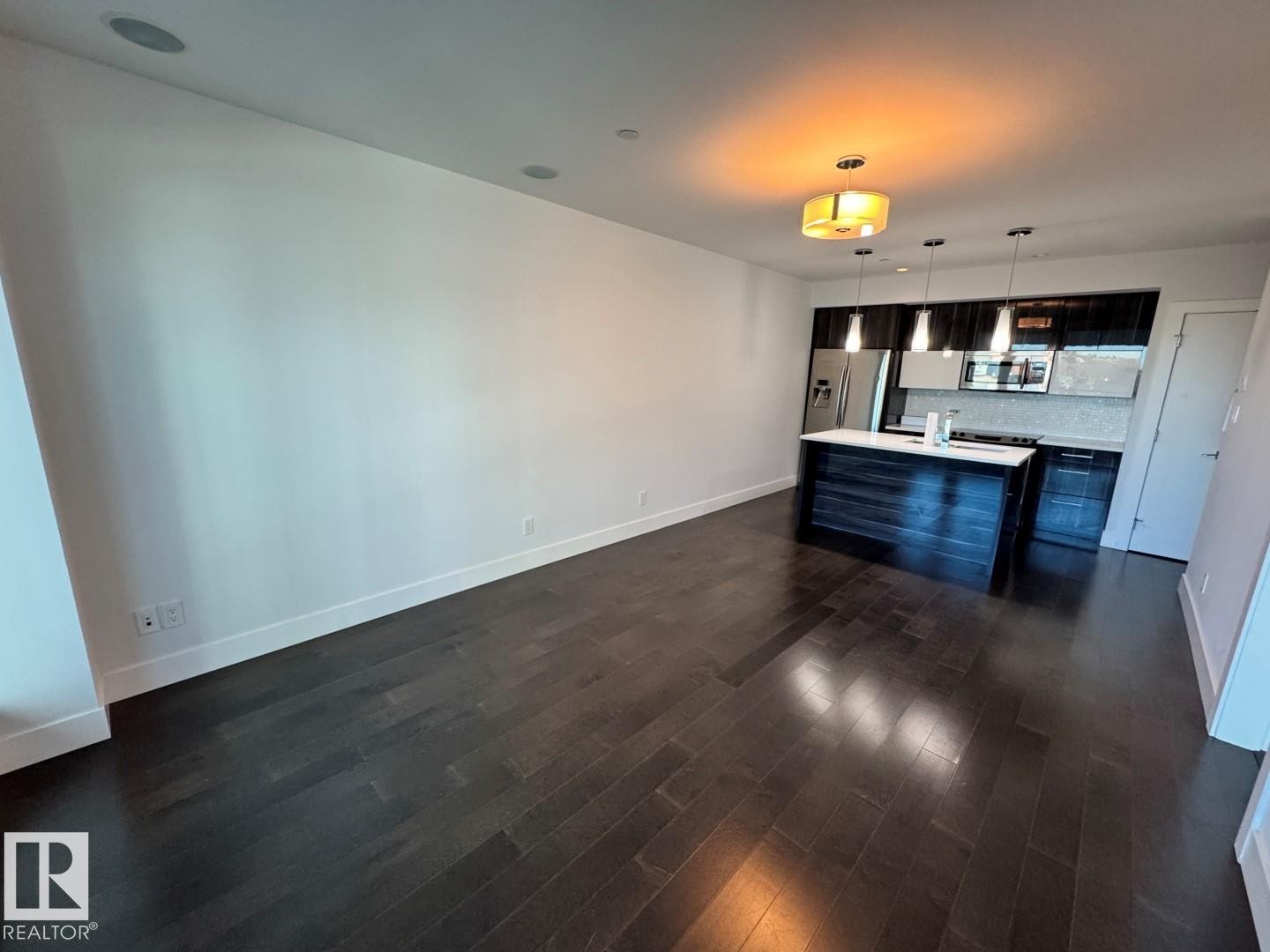 505 11969 Jasper Avenue, Edmonton, AB - Indoor Photo Showing Other Room