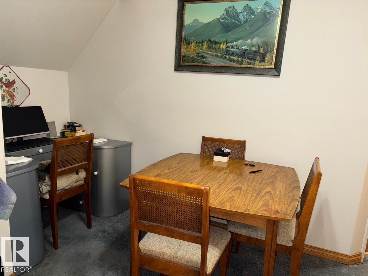 8043 Tudor Glen, St. Albert, AB - Indoor Photo Showing Other Room