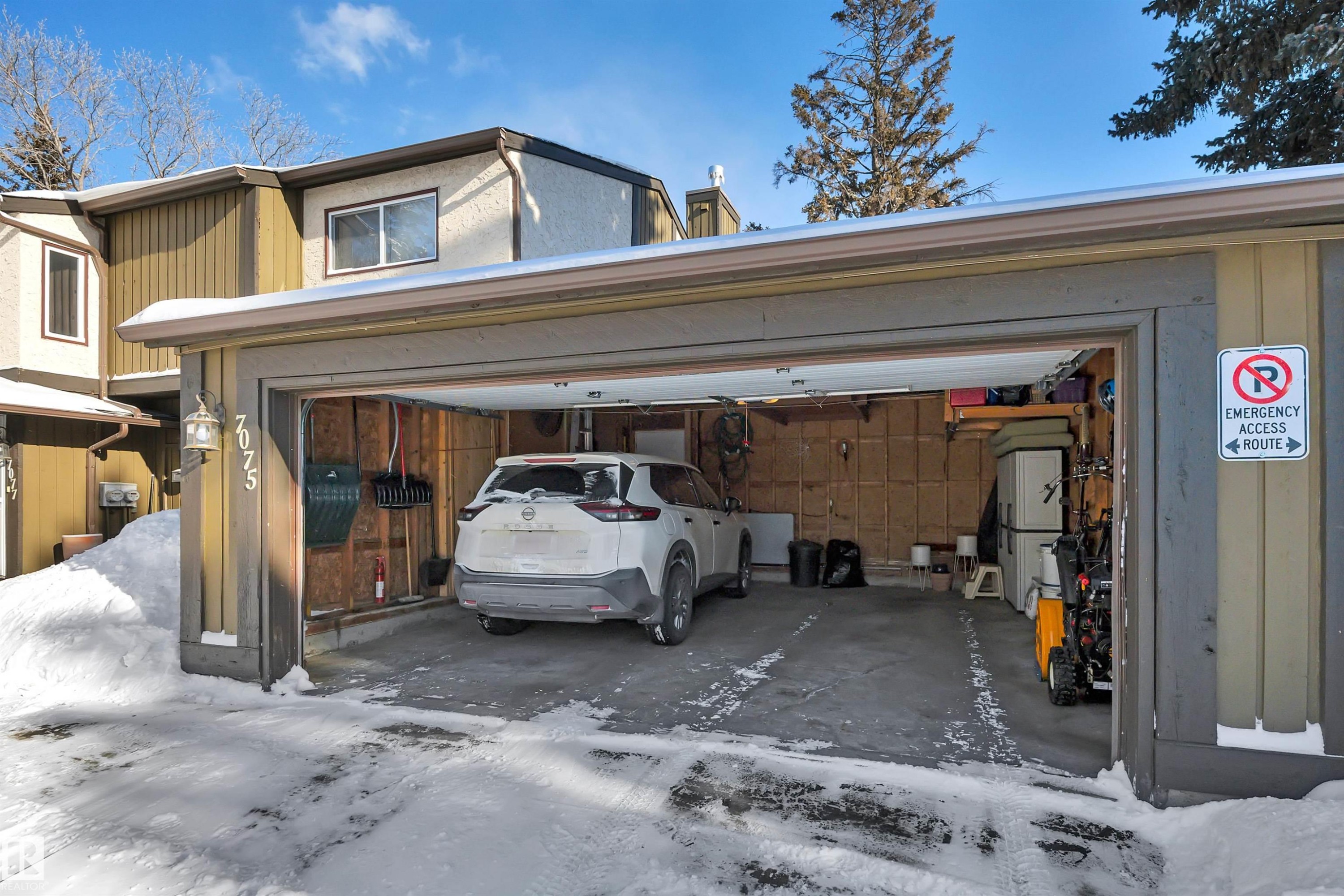 View of garage - 7075 32 Avenue, Edmonton, AB - Outdoor