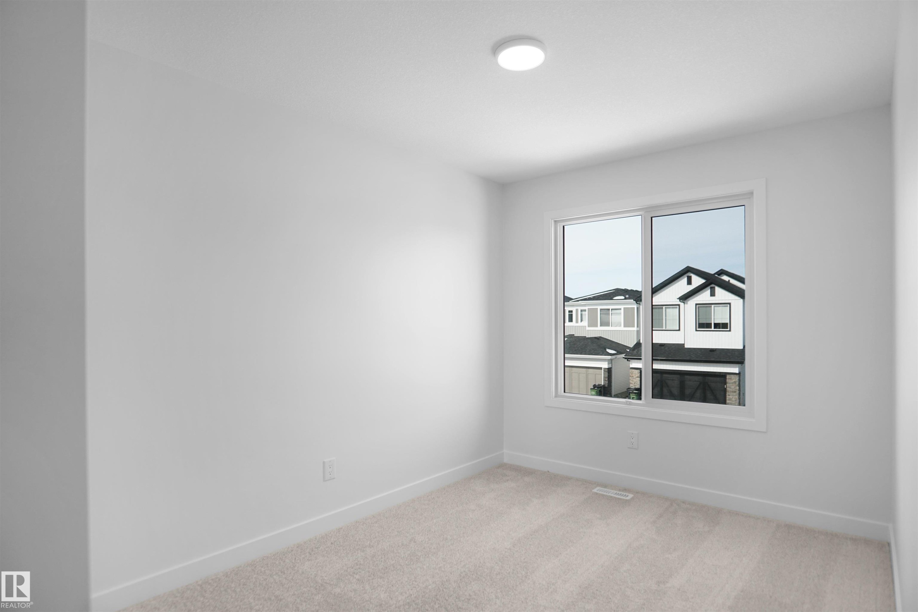 7239 182 Avenue, Edmonton, AB - Indoor Photo Showing Other Room