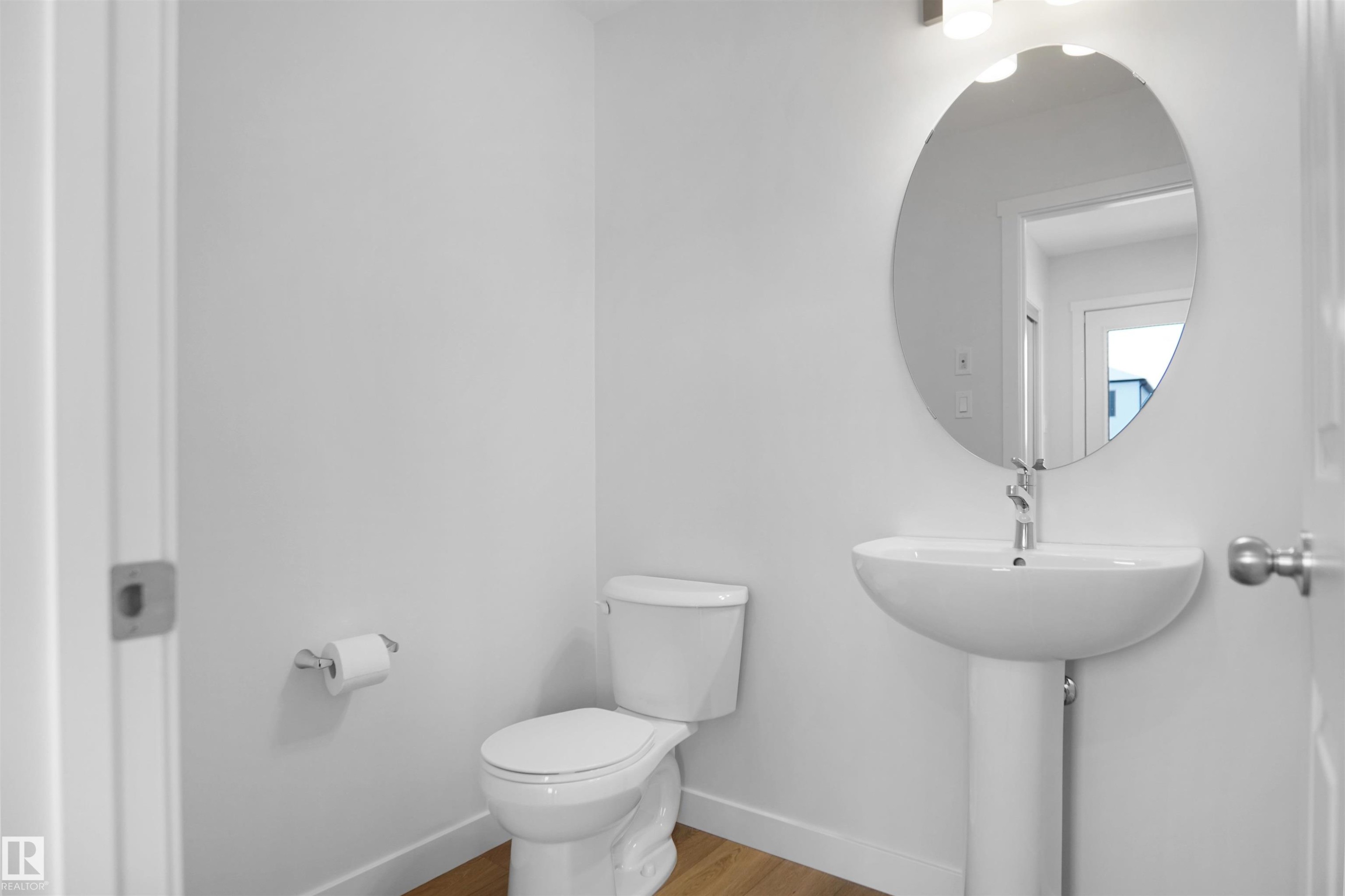 18172 73 Street, Edmonton, AB - Indoor Photo Showing Bathroom