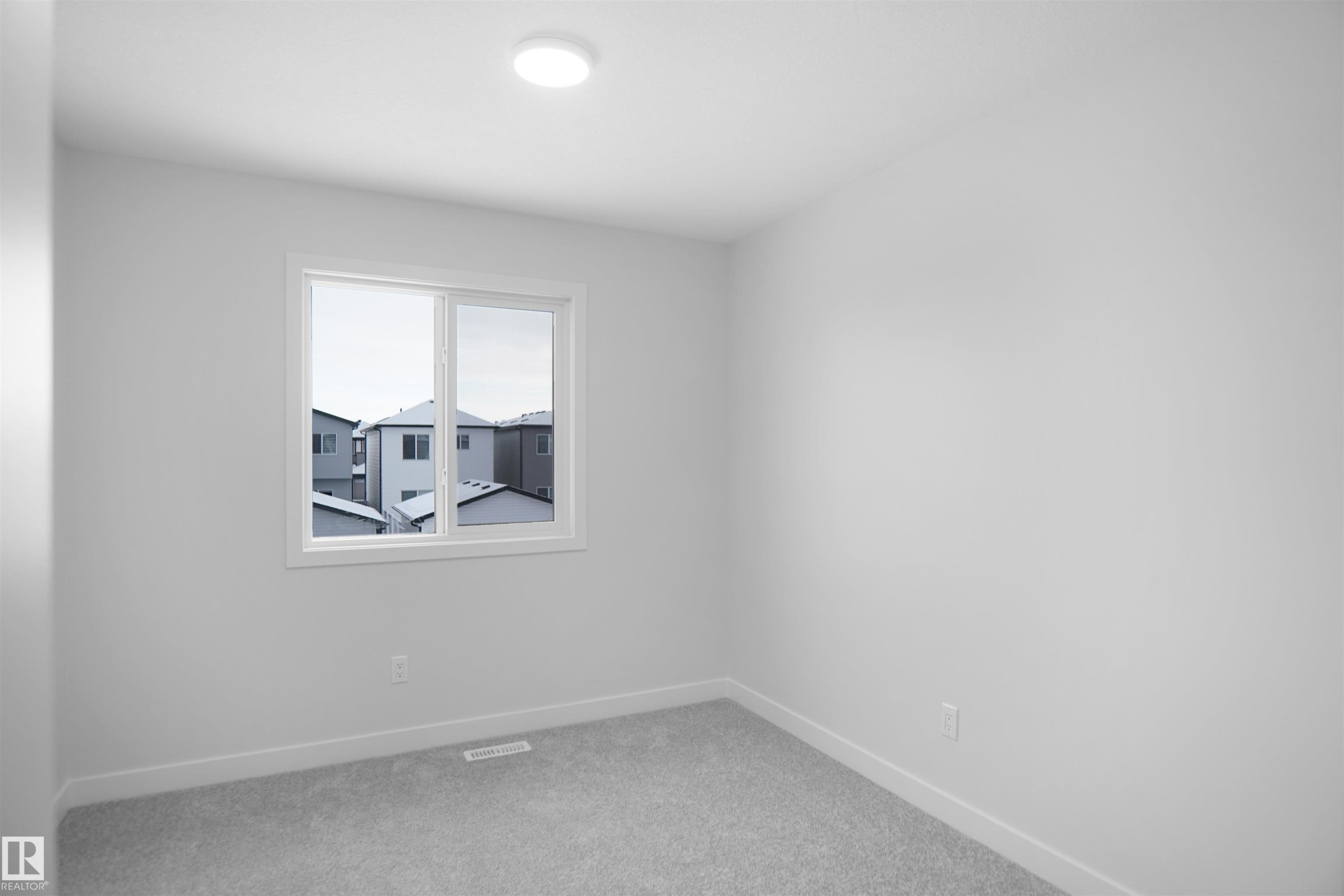 18172 73 Street, Edmonton, AB - Indoor Photo Showing Other Room