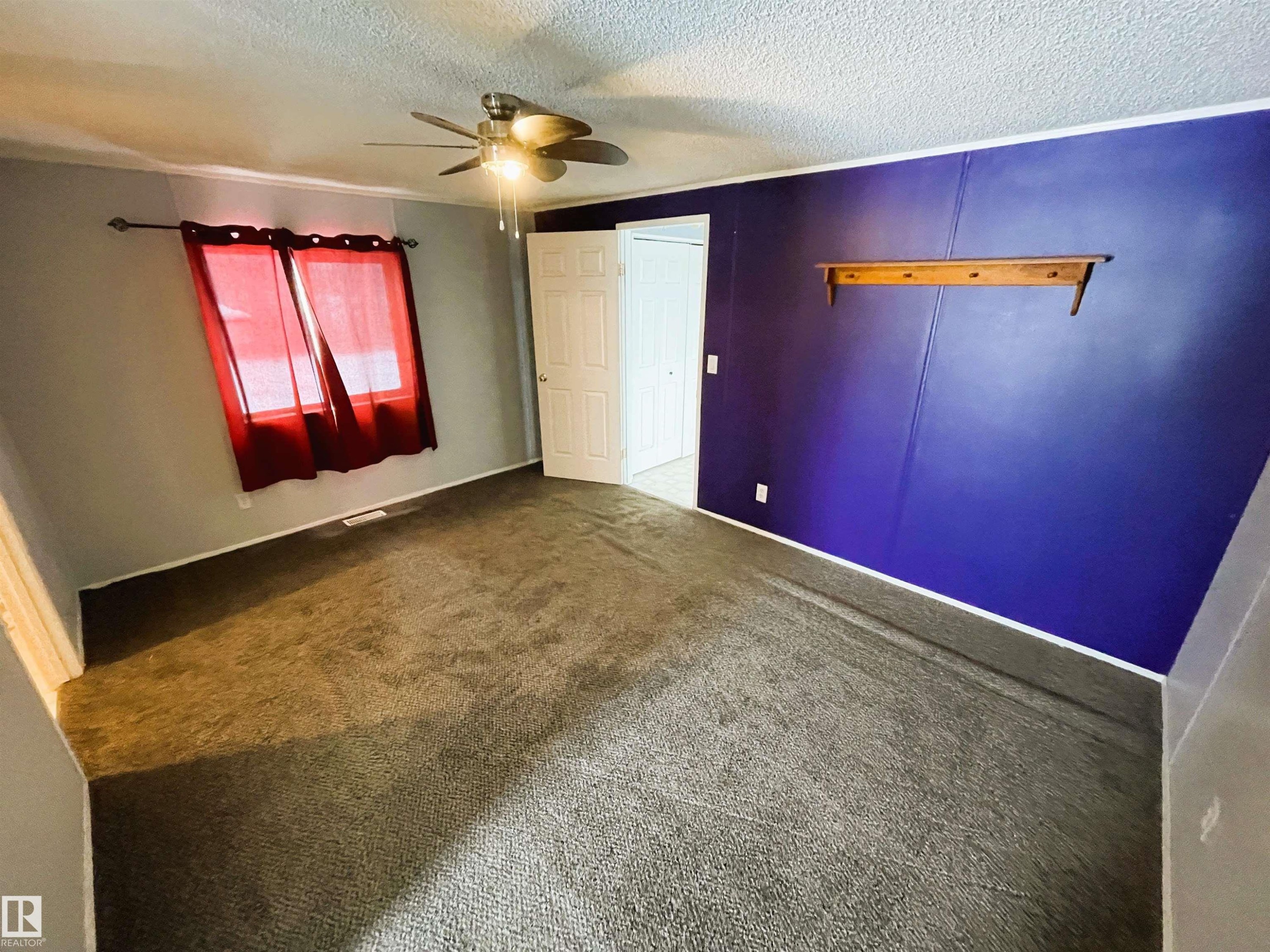 59502 Rge Rd 102, Rural St. Paul County, AB - Indoor Photo Showing Other Room