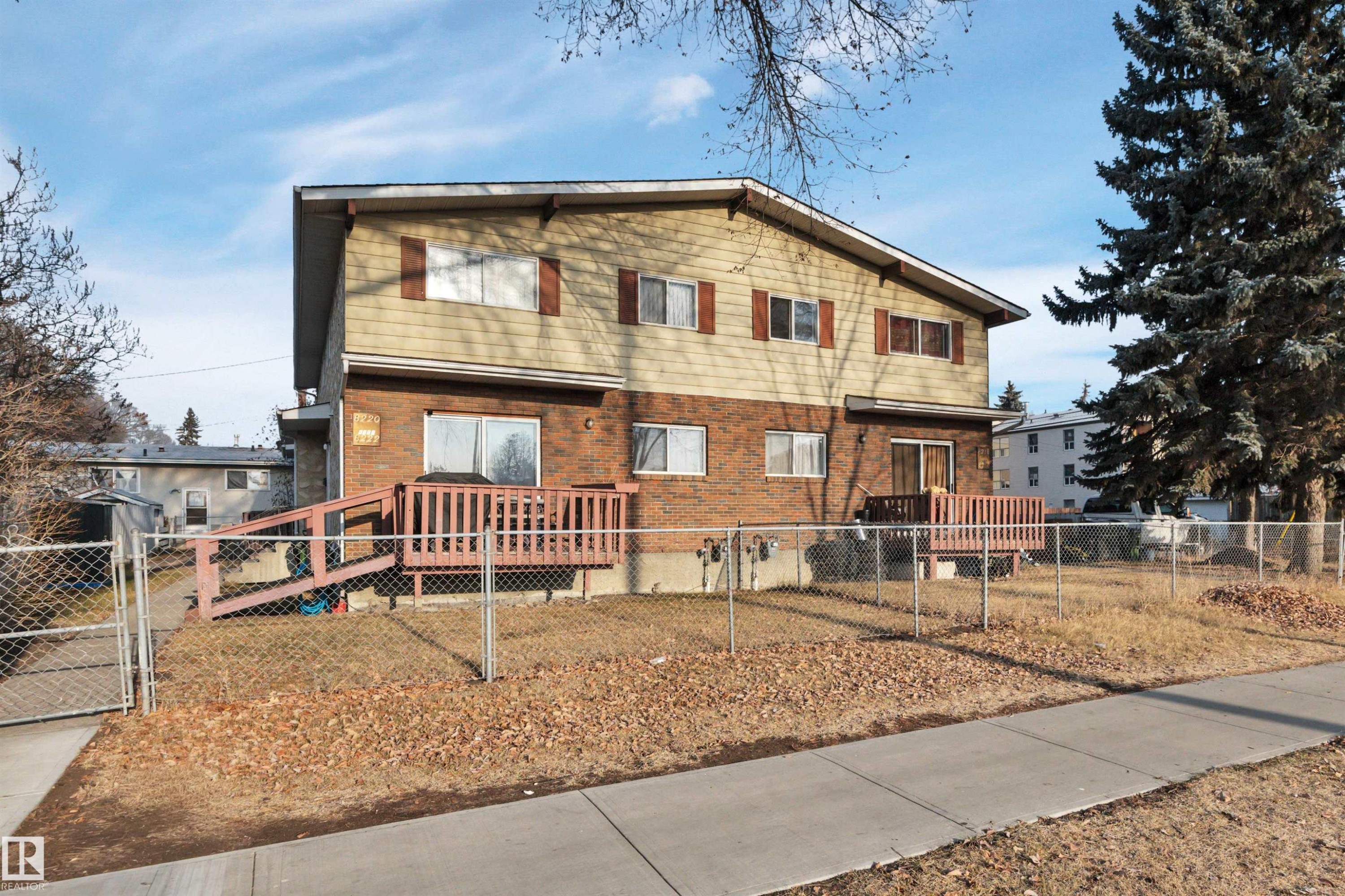 8216-8222 120 Avenue, Edmonton, AB - Outdoor