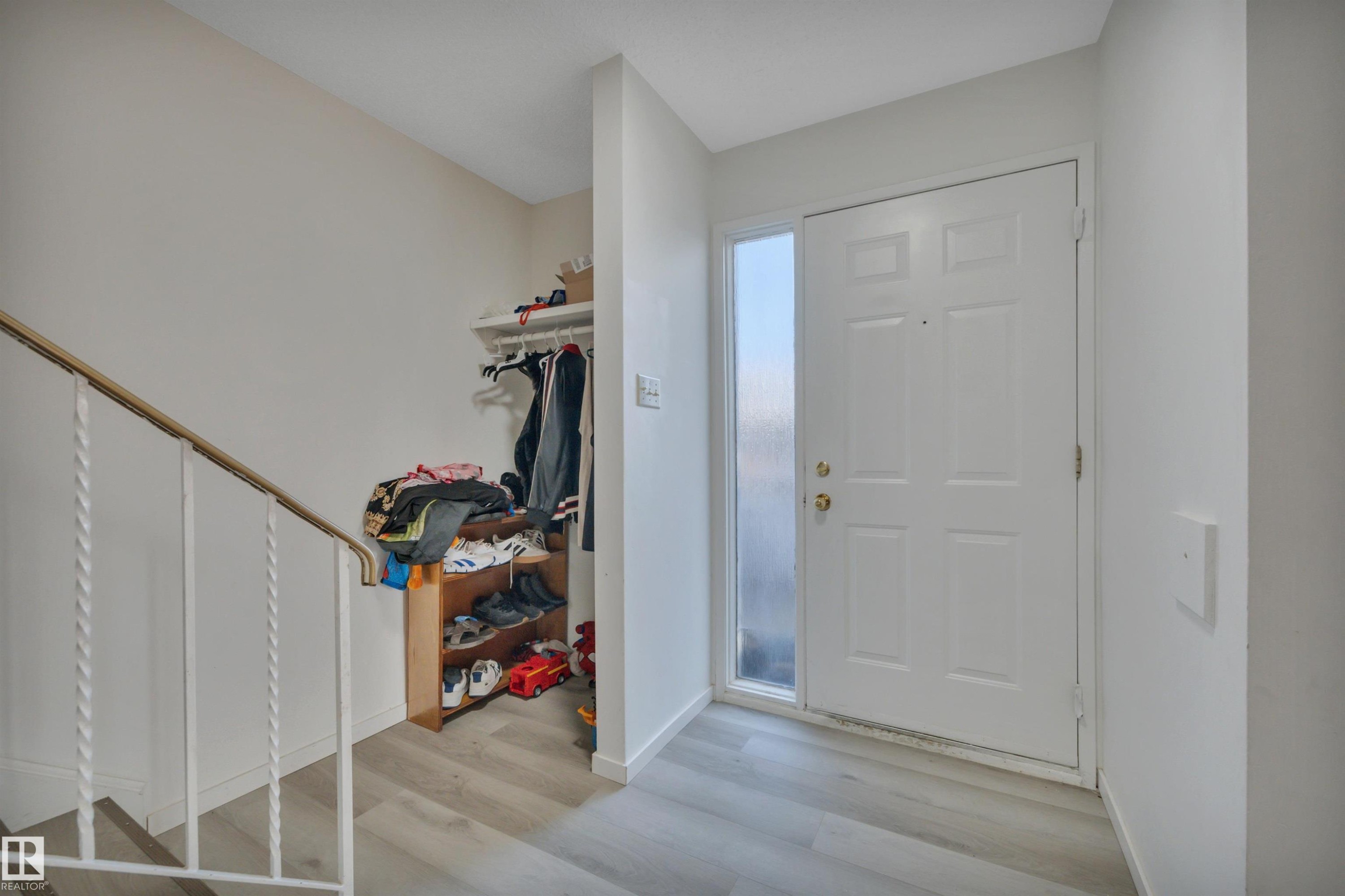 8216-8222 120 Avenue, Edmonton, AB - Indoor Photo Showing Other Room