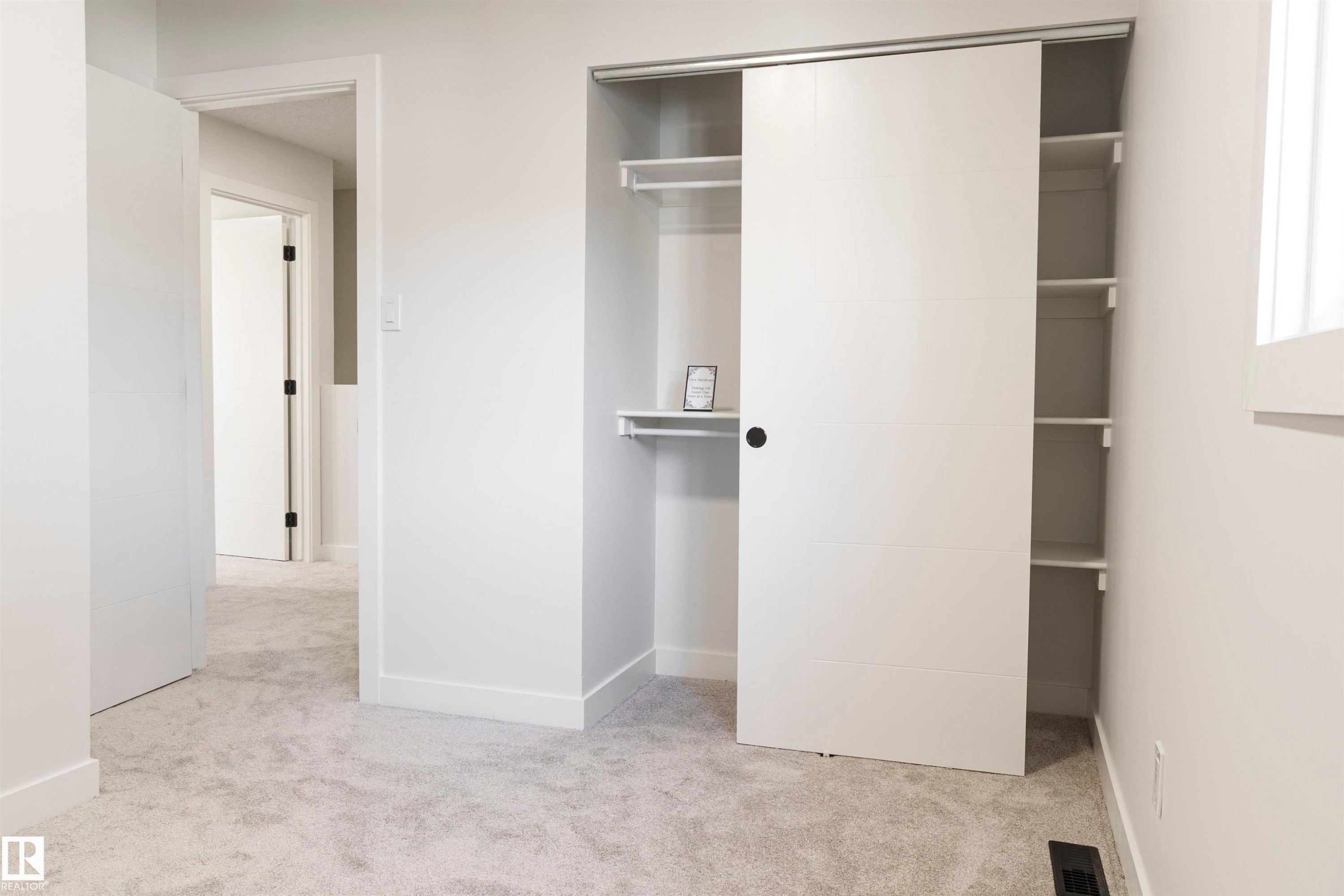 18418 62B Avenue, Edmonton, AB - Indoor