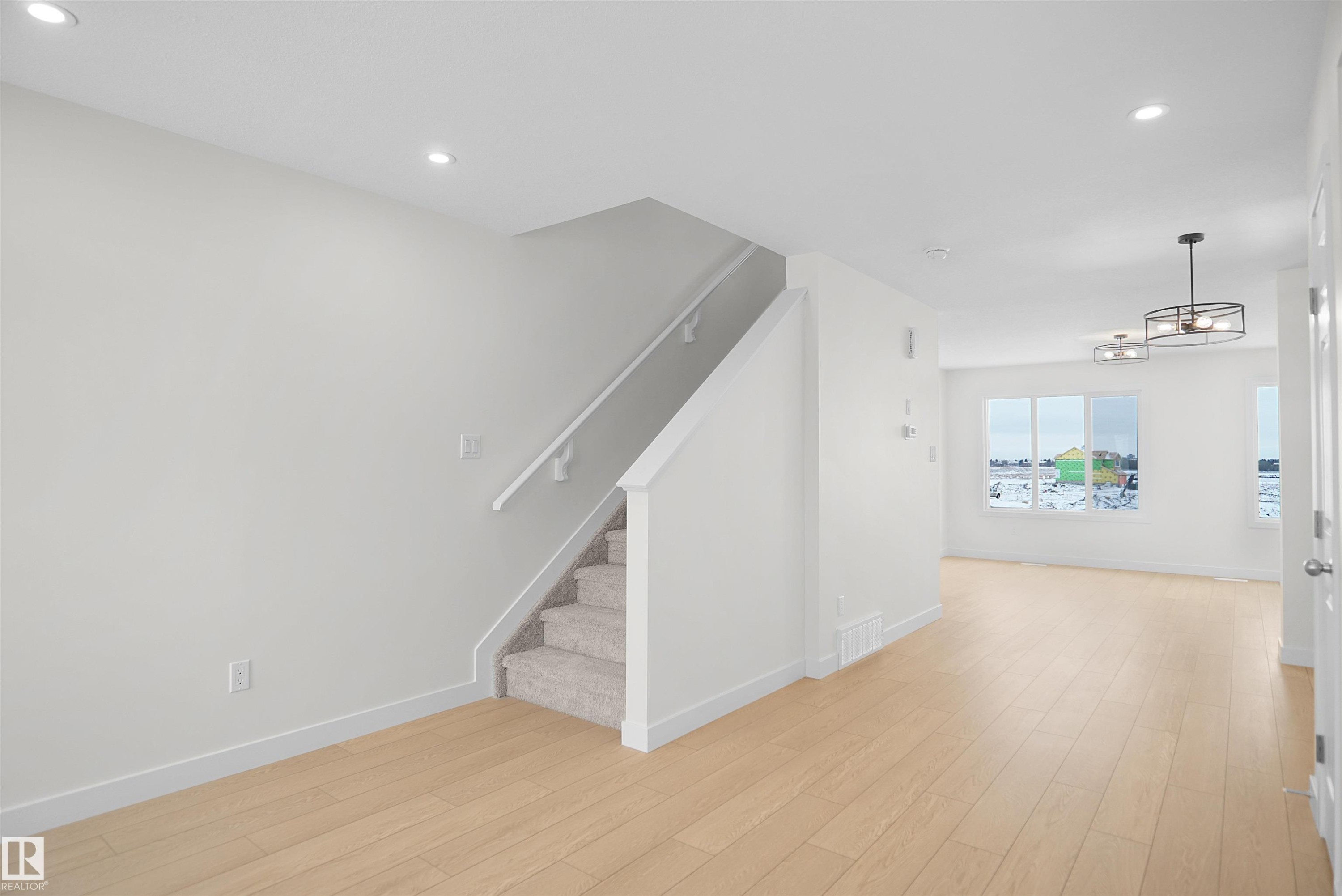 5131 River'S Edge Way, Edmonton, AB - Indoor Photo Showing Other Room