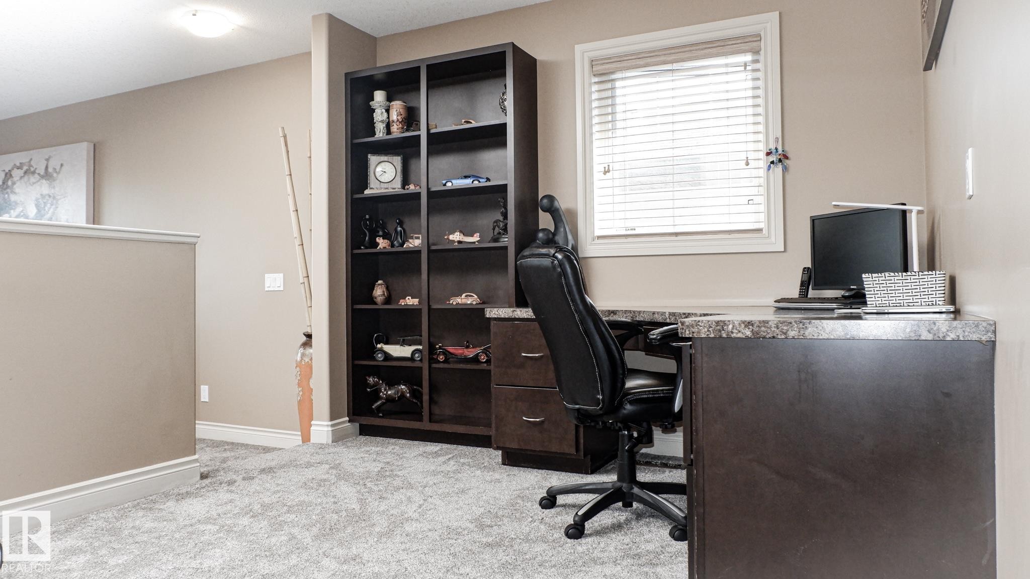 3619 Goodridge Crescent, Edmonton, AB - Indoor Photo Showing Office