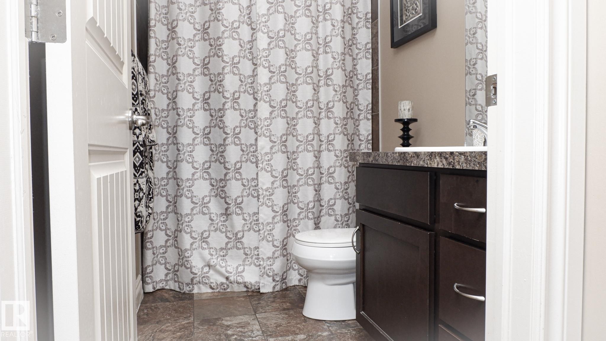 3619 Goodridge Crescent, Edmonton, AB - Indoor Photo Showing Bathroom