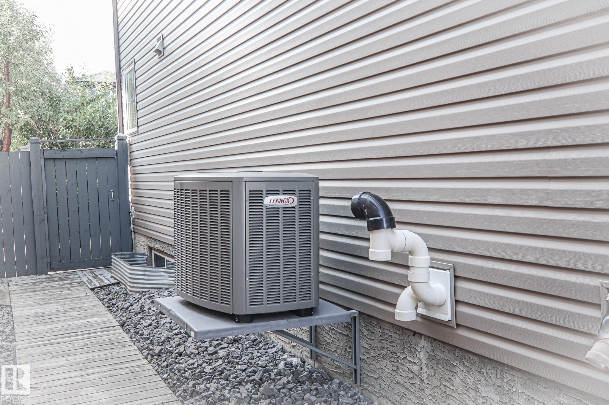 3619 Goodridge Crescent, Edmonton, AB - Outdoor