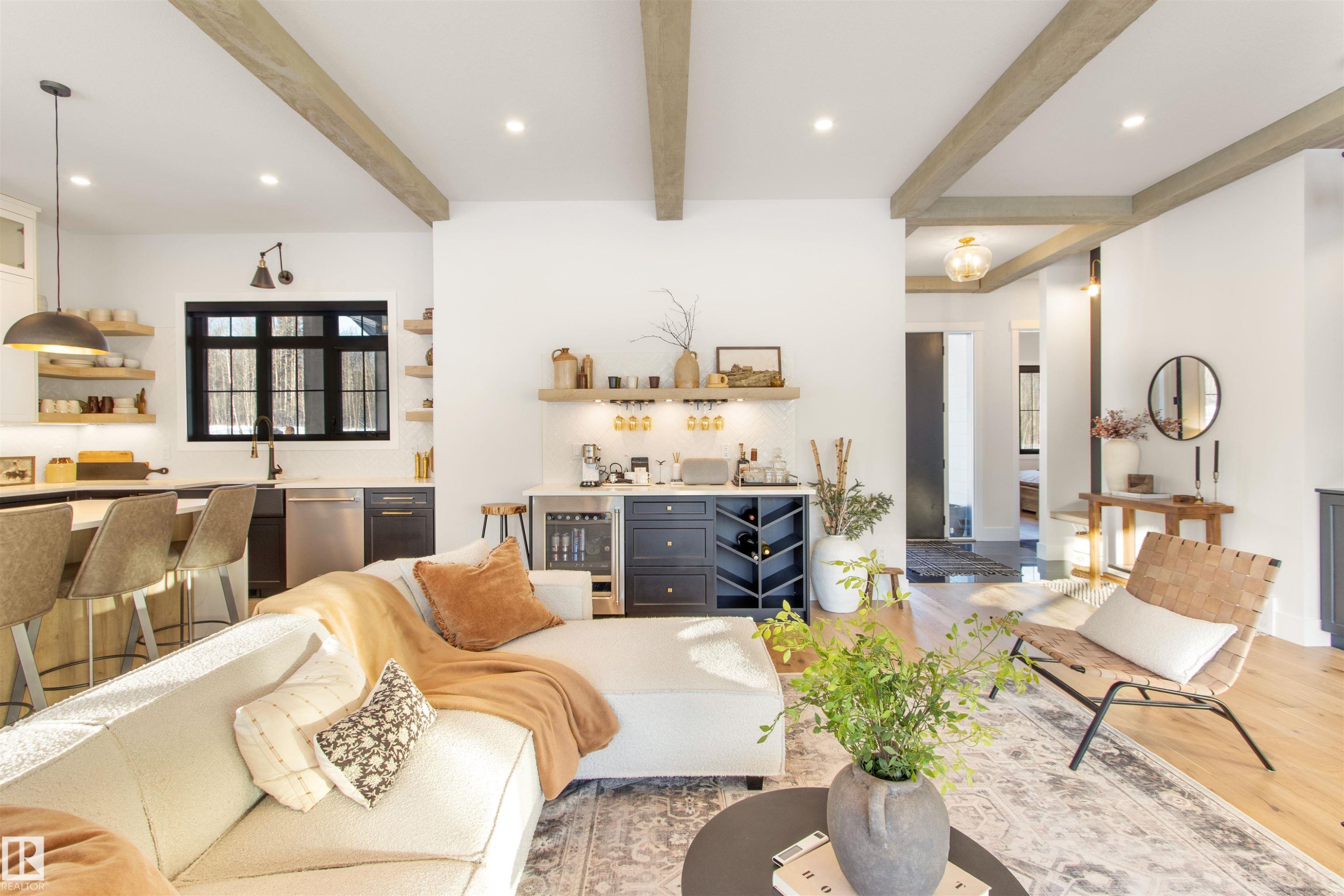 49213 Range Road 82, Rural Brazeau County, AB - Indoor Photo Showing Living Room