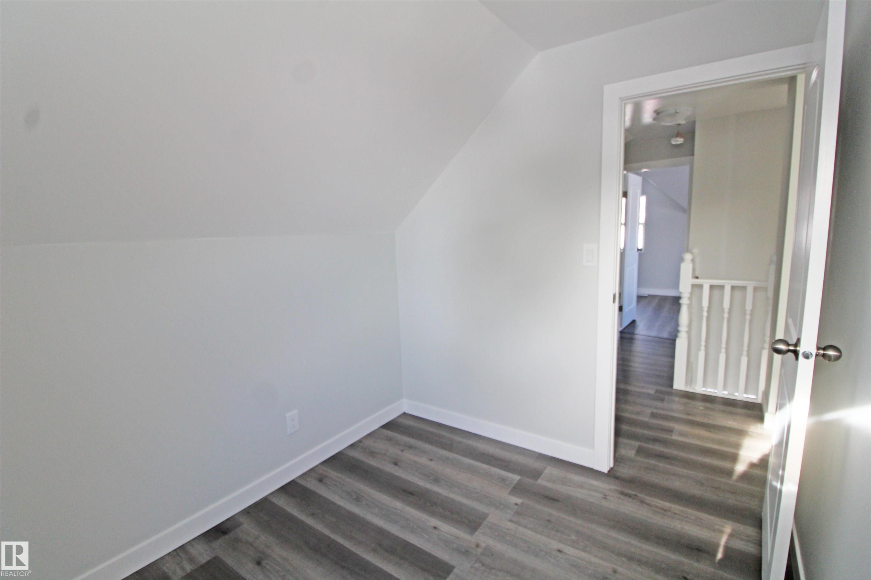 4729 49 Avenue, Wetaskiwin, AB - Indoor Photo Showing Other Room