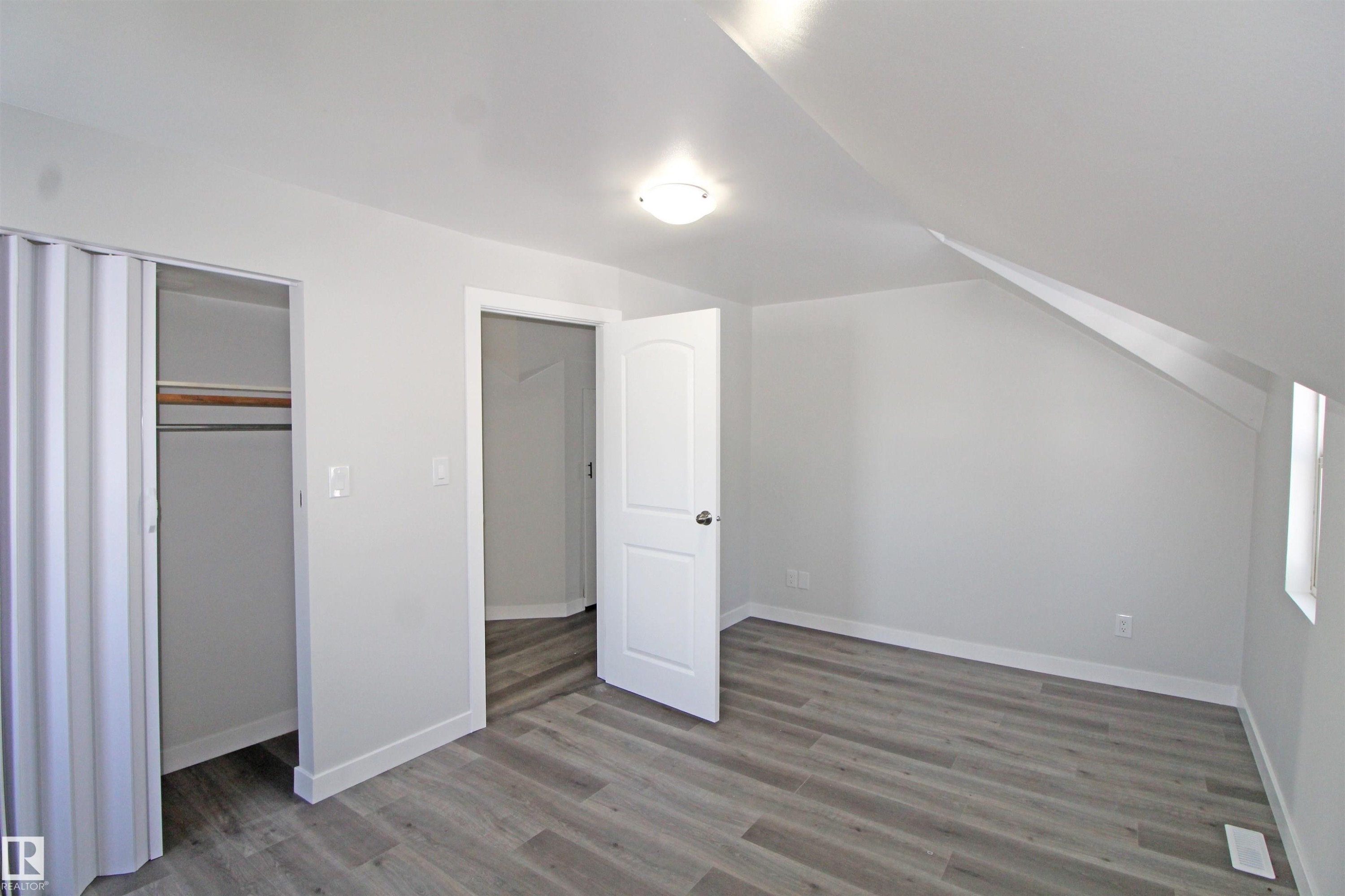 4729 49 Avenue, Wetaskiwin, AB - Indoor Photo Showing Other Room