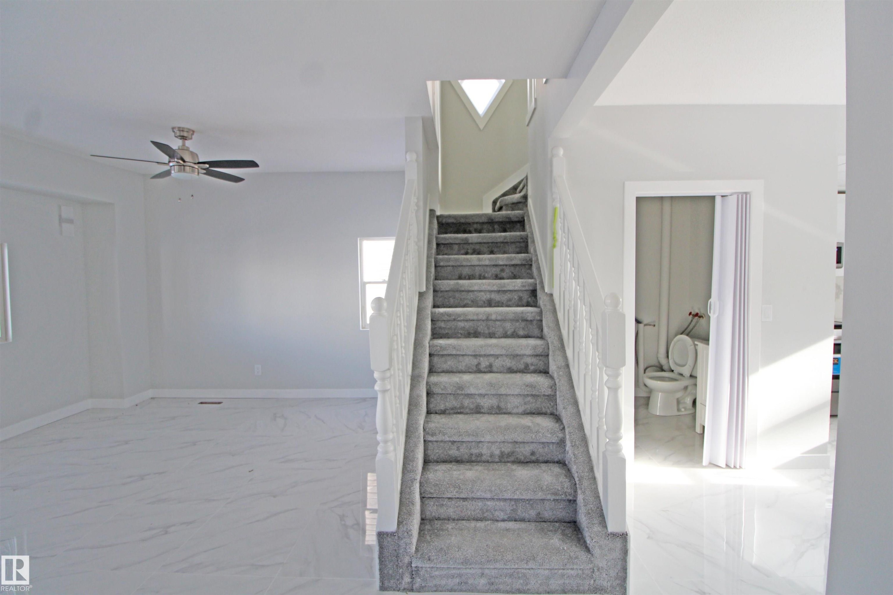 4729 49 Avenue, Wetaskiwin, AB - Indoor Photo Showing Other Room