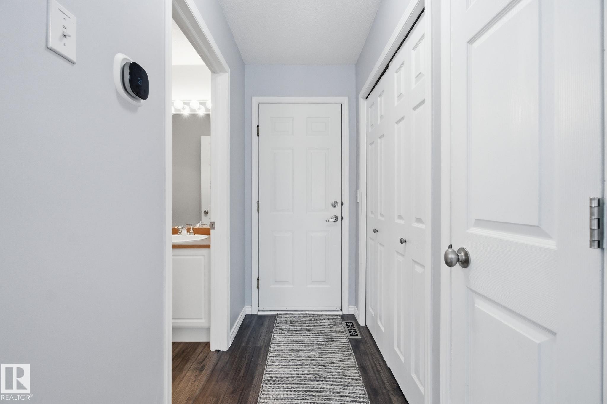 5302 57 Avenue, Stony Plain, AB - Indoor Photo Showing Other Room