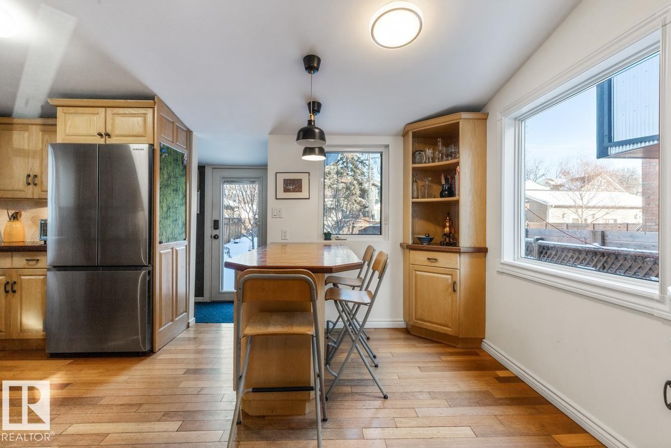 9319 95 Street, Edmonton, AB - Indoor