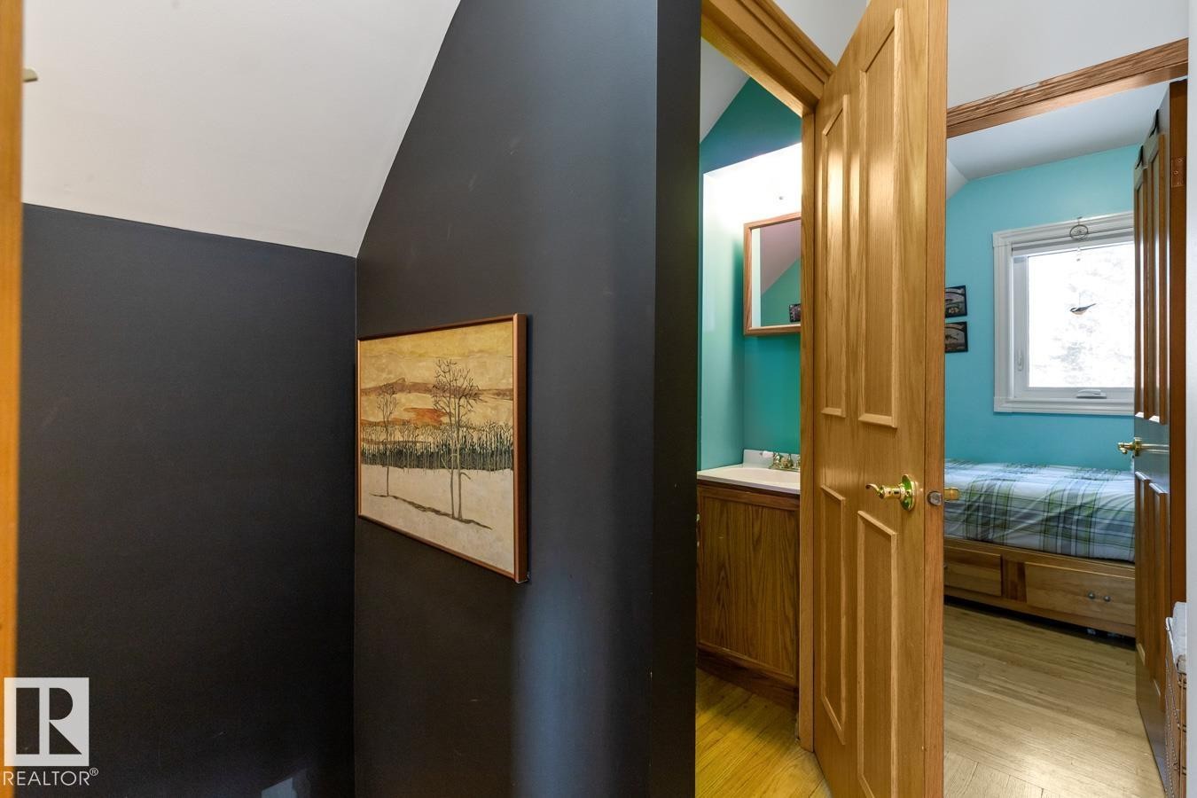 9319 95 Street, Edmonton, AB - Indoor