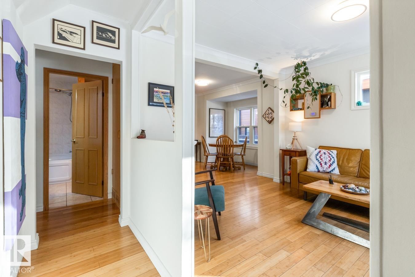 9319 95 Street, Edmonton, AB - Indoor Photo Showing Other Room