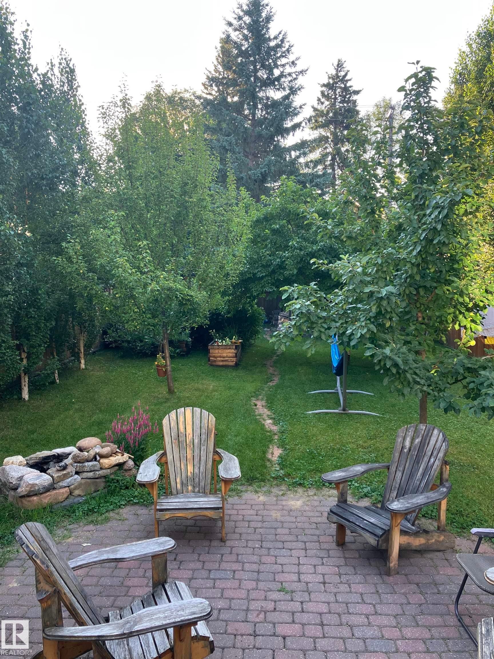 9319 95 Street, Edmonton, AB - Outdoor With Backyard