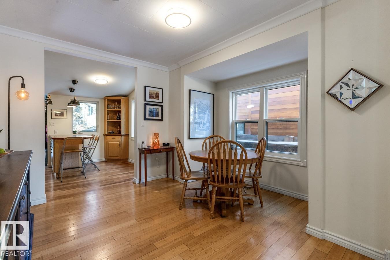 9319 95 Street, Edmonton, AB - Indoor Photo Showing Dining Room