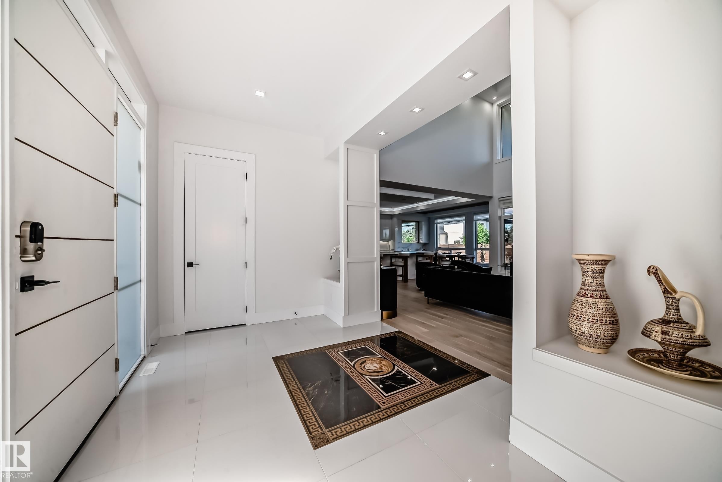 2747 Wheaton Drive, Edmonton, AB - Indoor Photo Showing Other Room