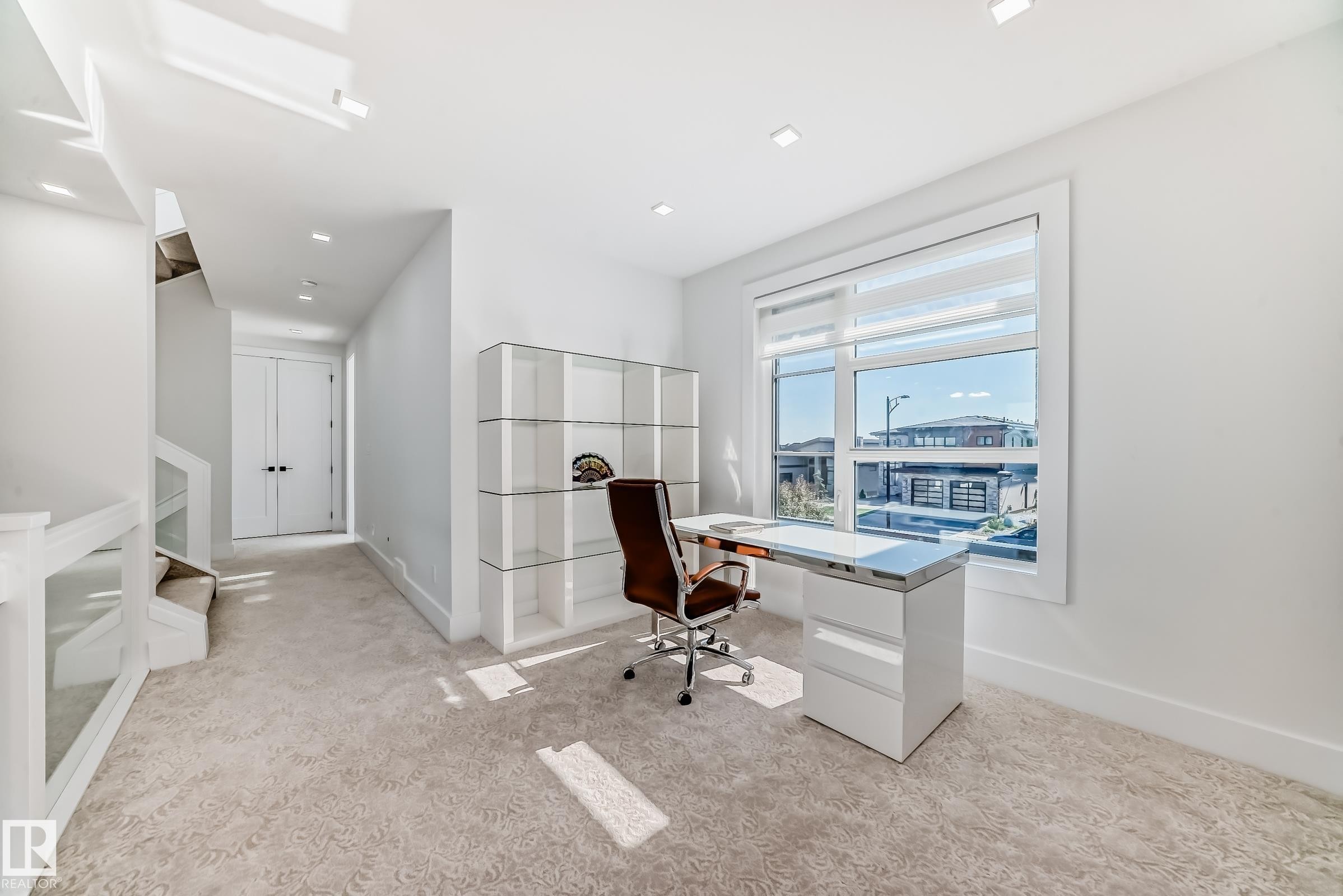 2747 Wheaton Drive, Edmonton, AB - Indoor Photo Showing Office