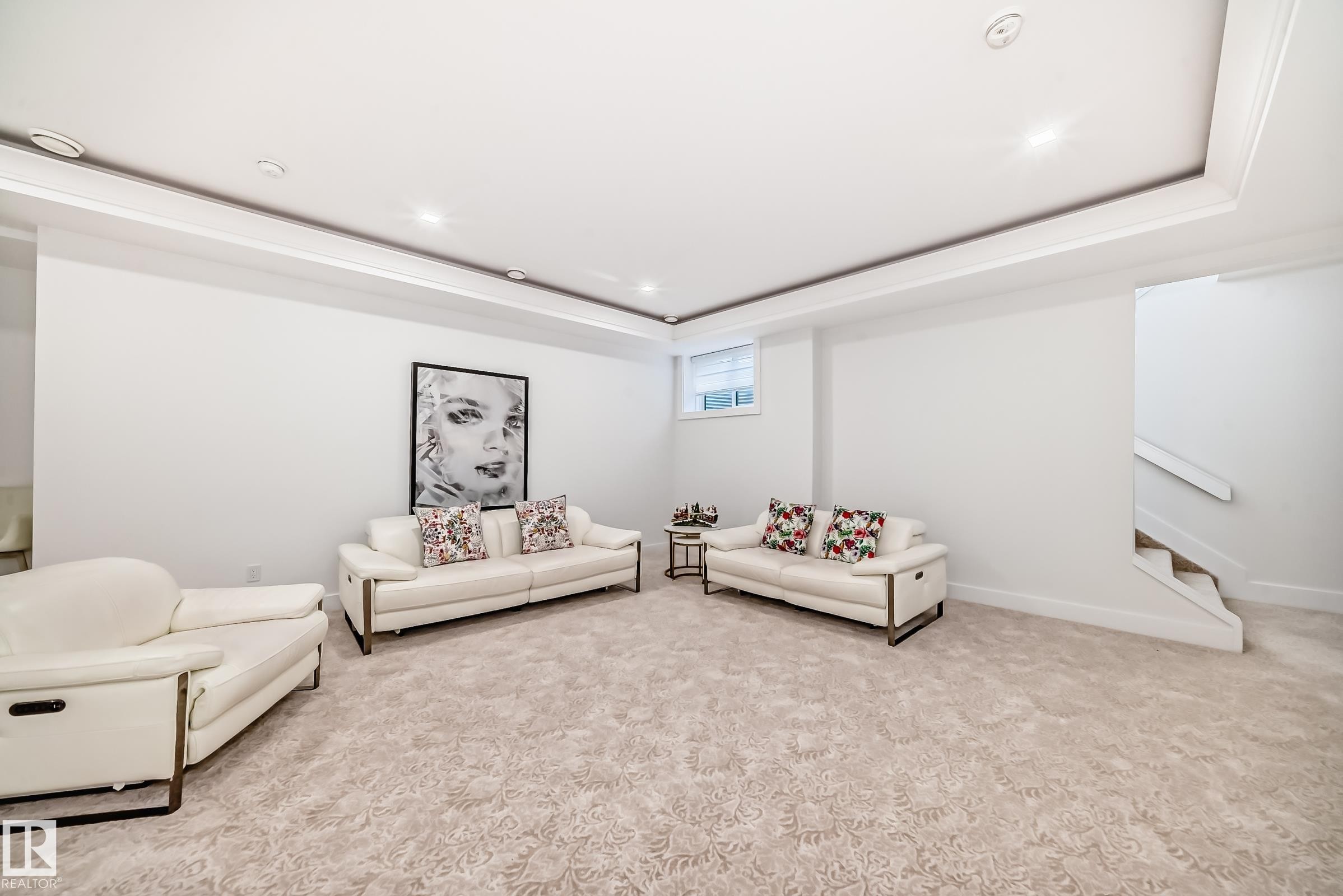 2747 Wheaton Drive, Edmonton, AB - Indoor