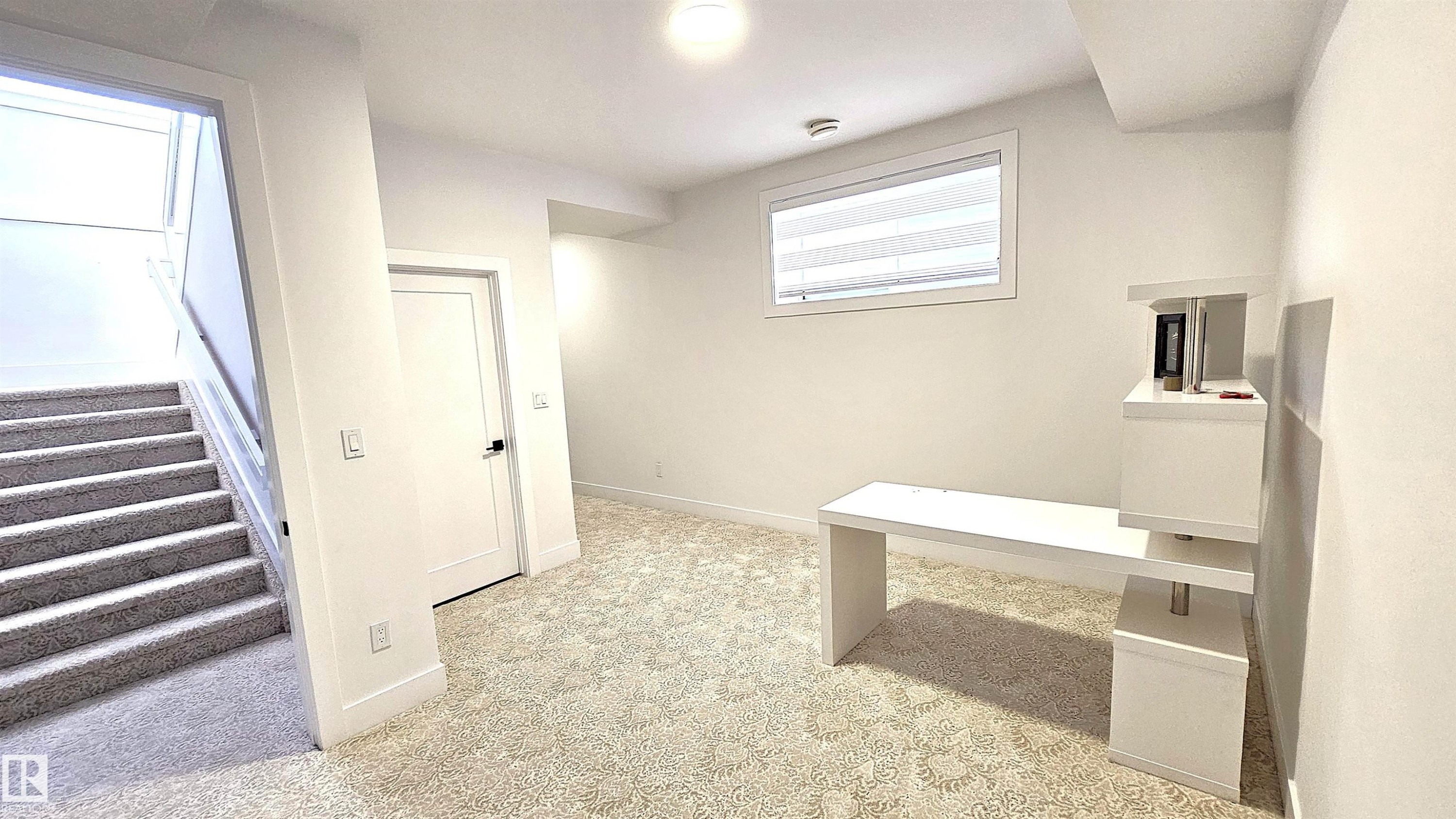 Lower Level Study/Den - 2747 Wheaton Drive, Edmonton, AB - Indoor Photo Showing Other Room