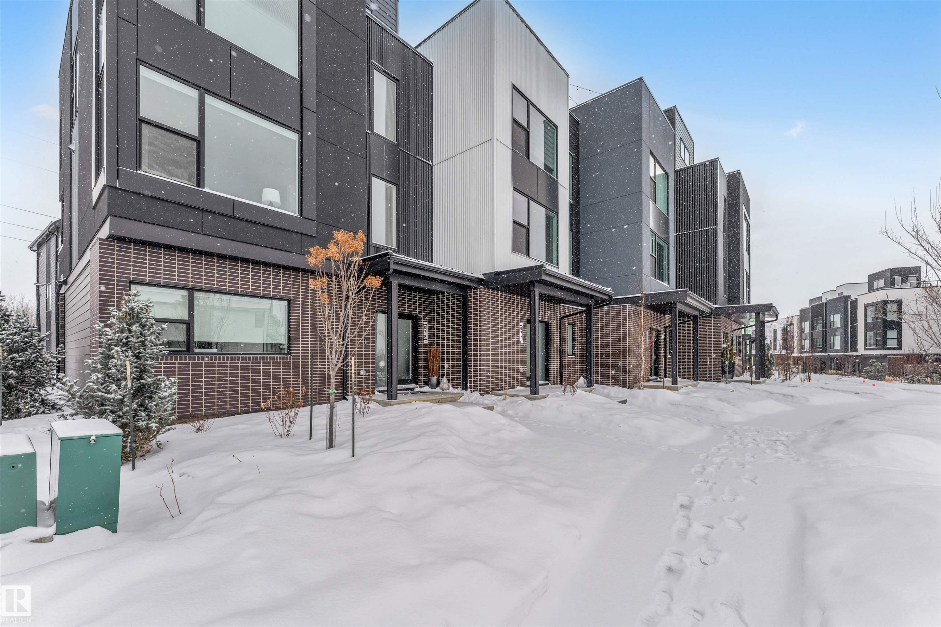 Exterior space - 77 5 Rondeau Drive, St. Albert, AB - Outdoor