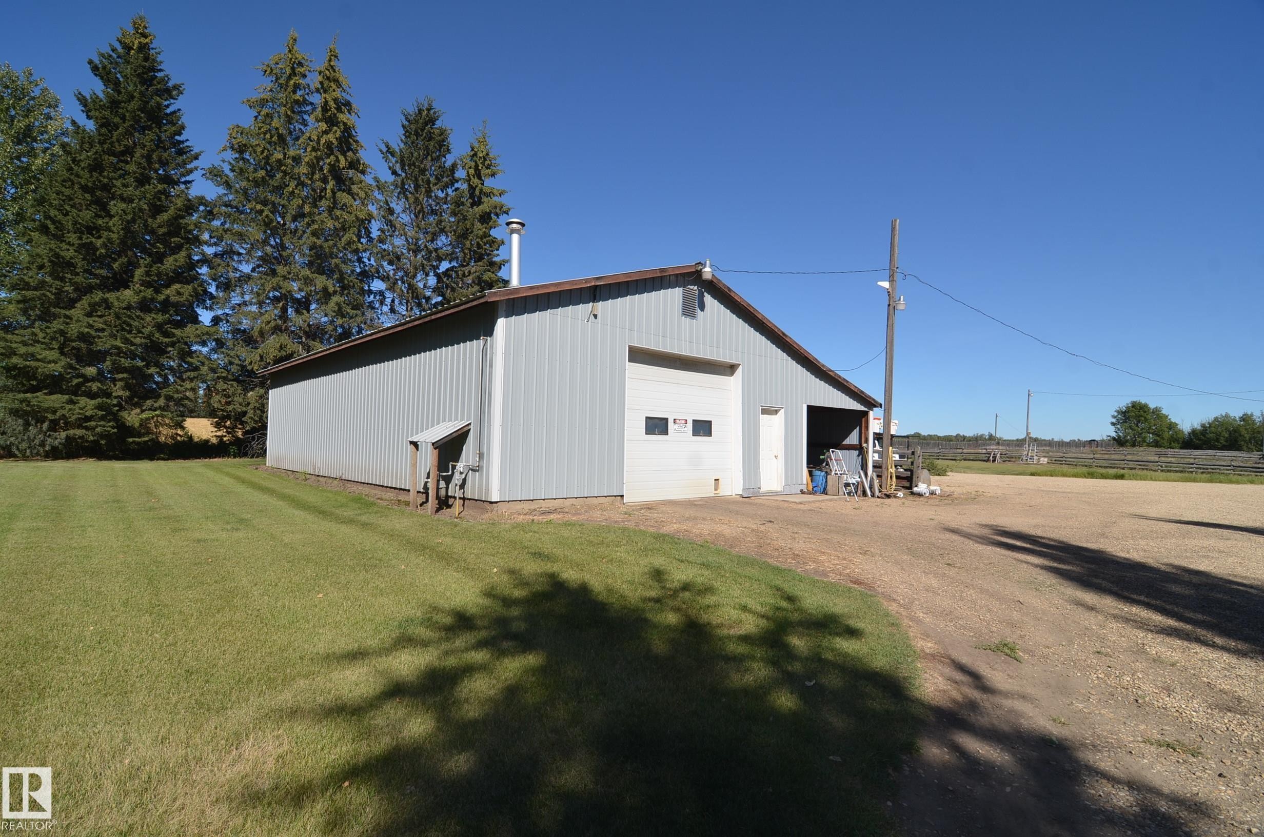 59225 Rge Rd 31, Rural Barrhead County, AB - Outdoor