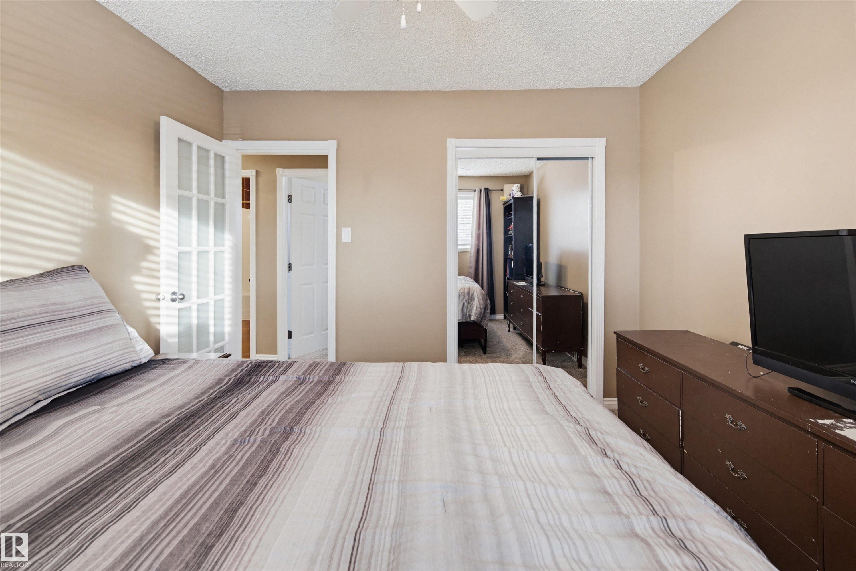 3426 120 Avenue, Edmonton, AB - Indoor Photo Showing Bedroom